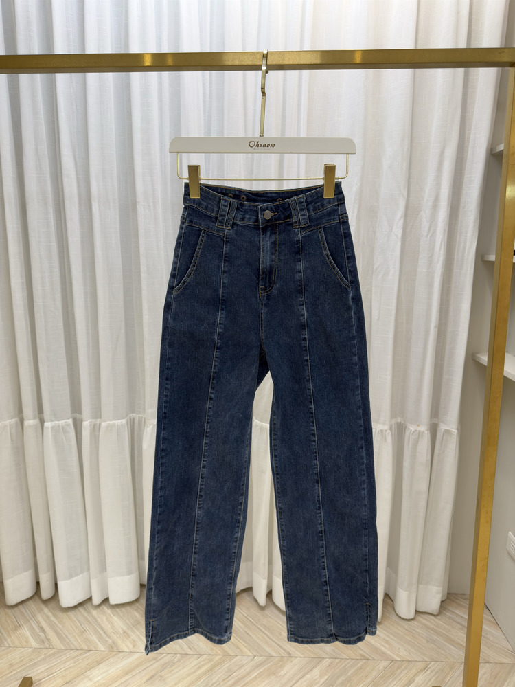 『L號』後腰可釦深藍牛仔寬褲