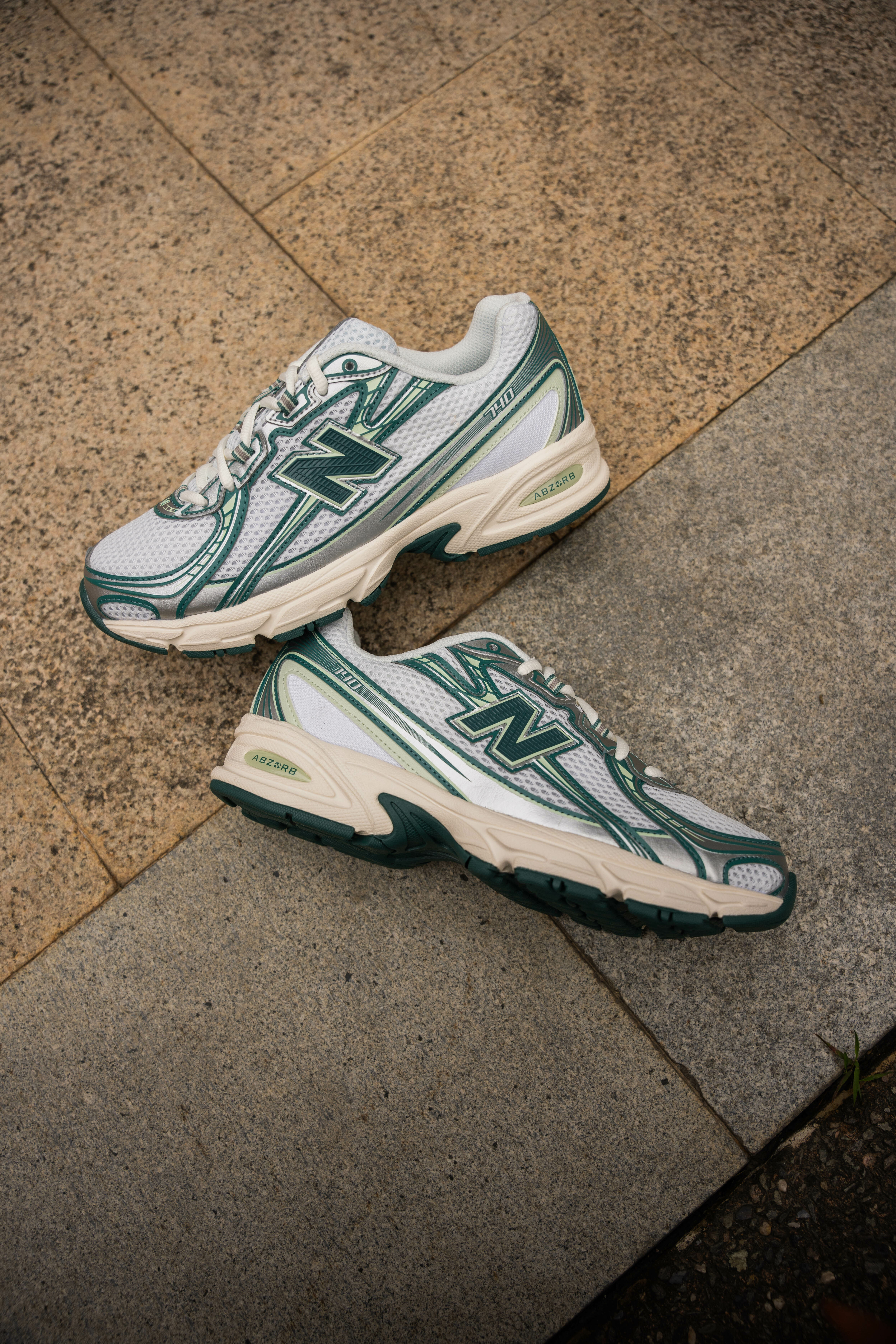 New Balance U740GR2 白綠 復古 慢跑鞋