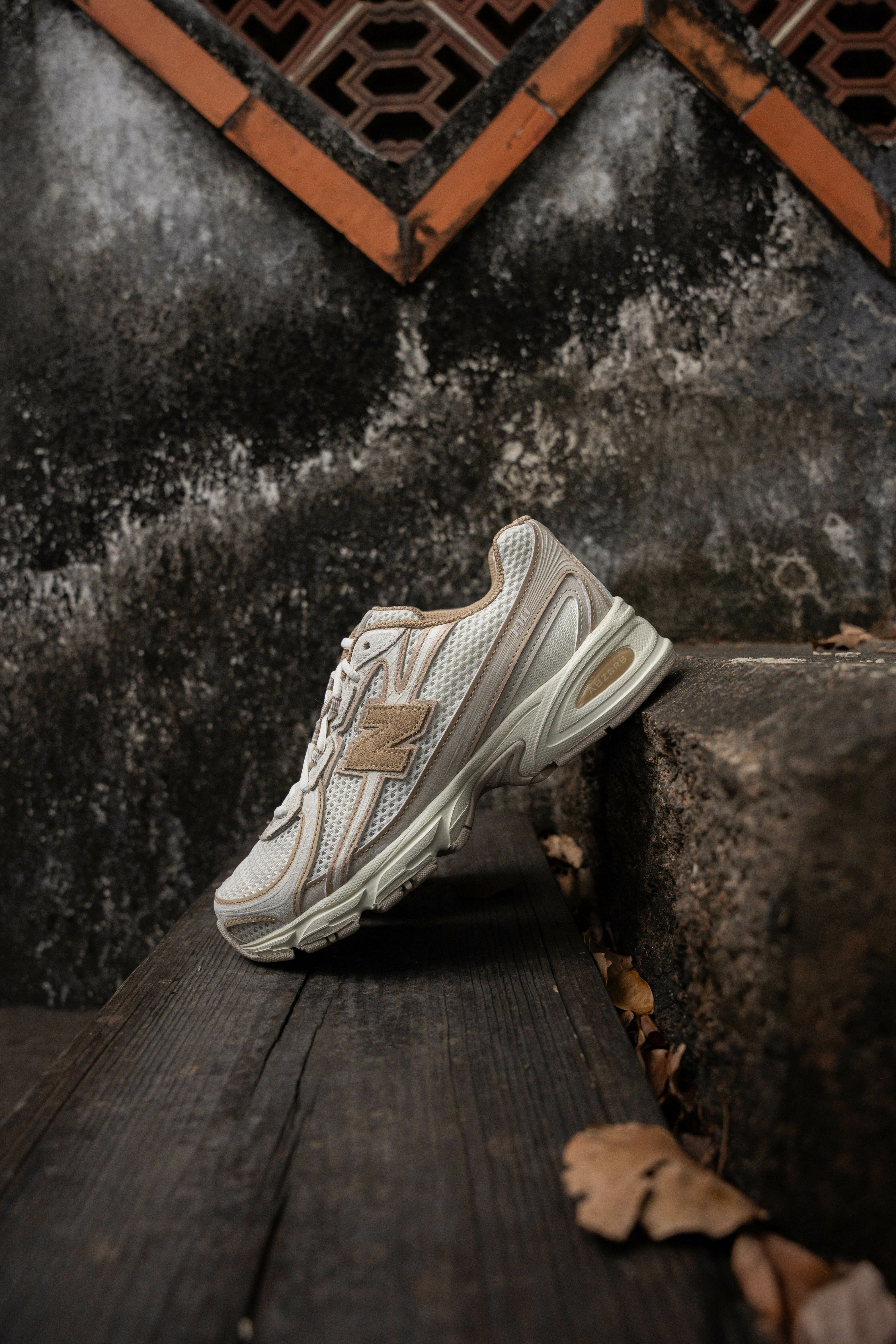 New Balance U740IN2  奶茶 復古 慢跑鞋