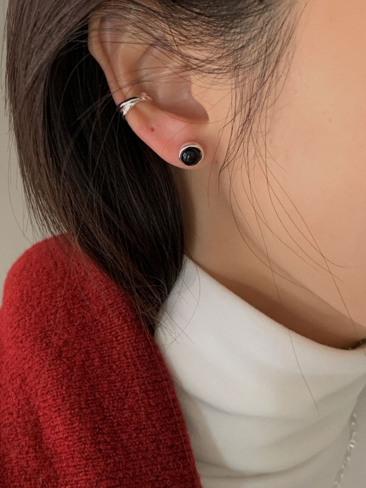 Chère (ear-cuff)