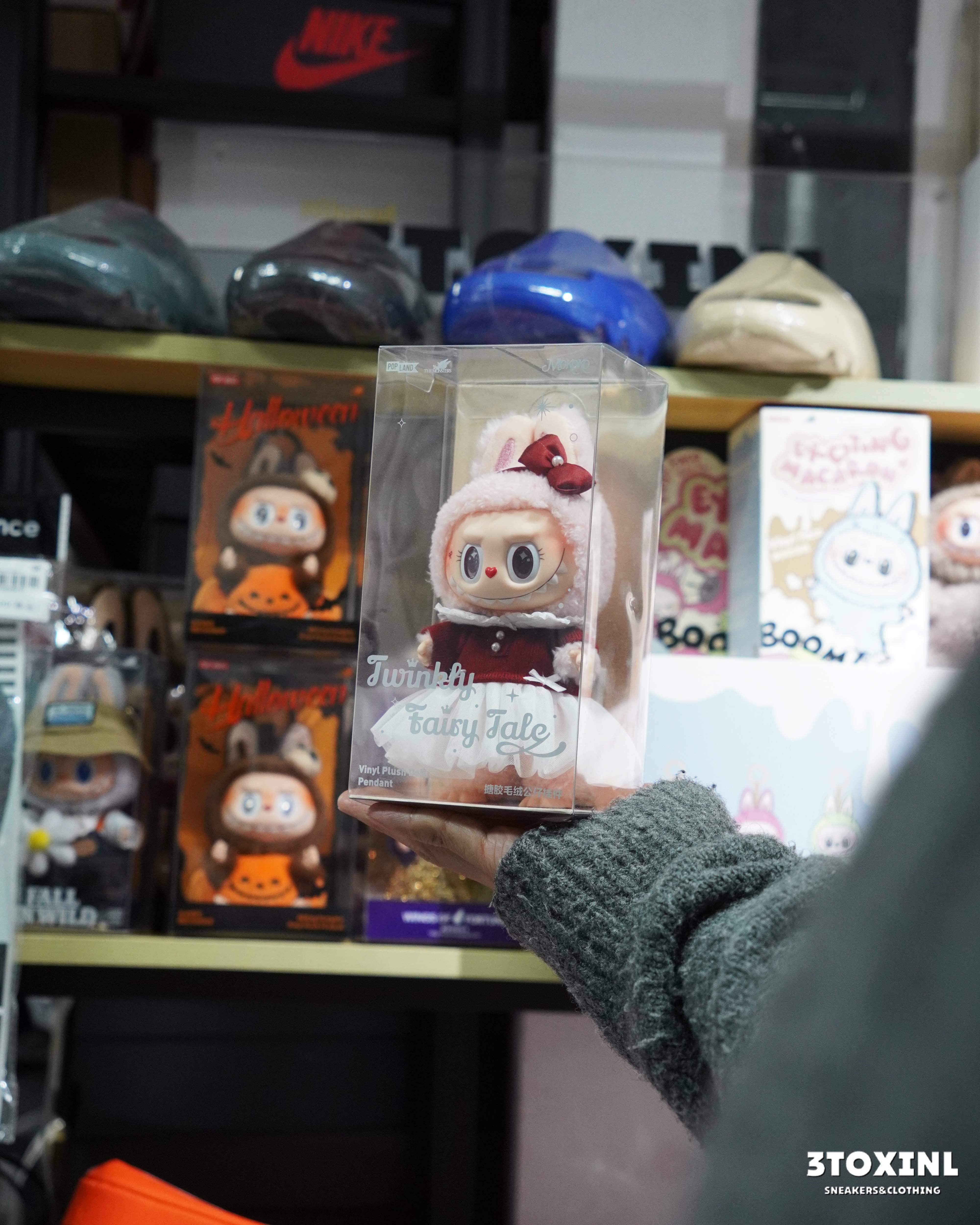 預訂) POP MART LABUBU 【MOKOKO聖誕限定】