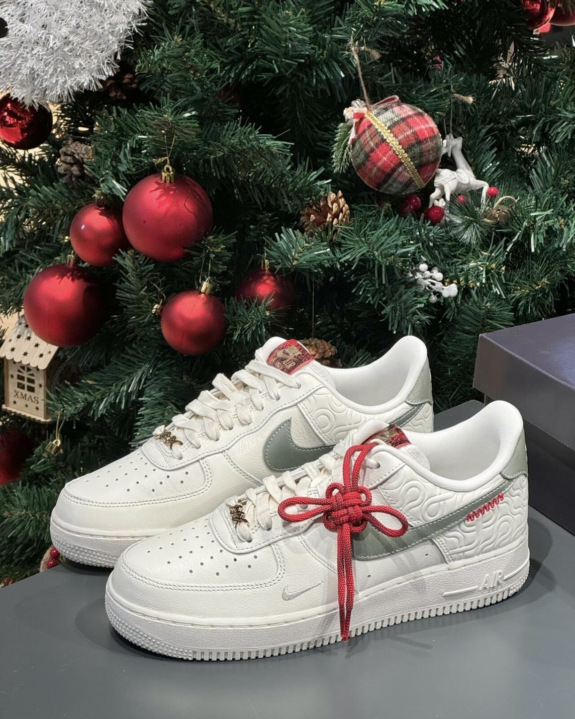 Nike Air Force 1 Low 蛇年限定版 青竹絲 中國結 男款 蛇鱗白綠