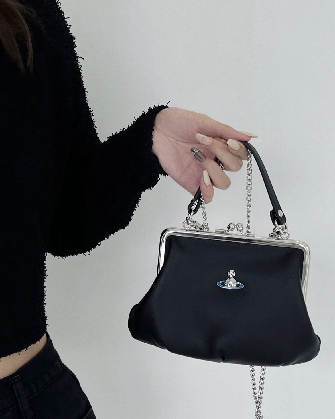 <超殺折扣>Vivienne Westwood Granny Frame Purse 薇薇安 光滑 小羊皮 水餃包