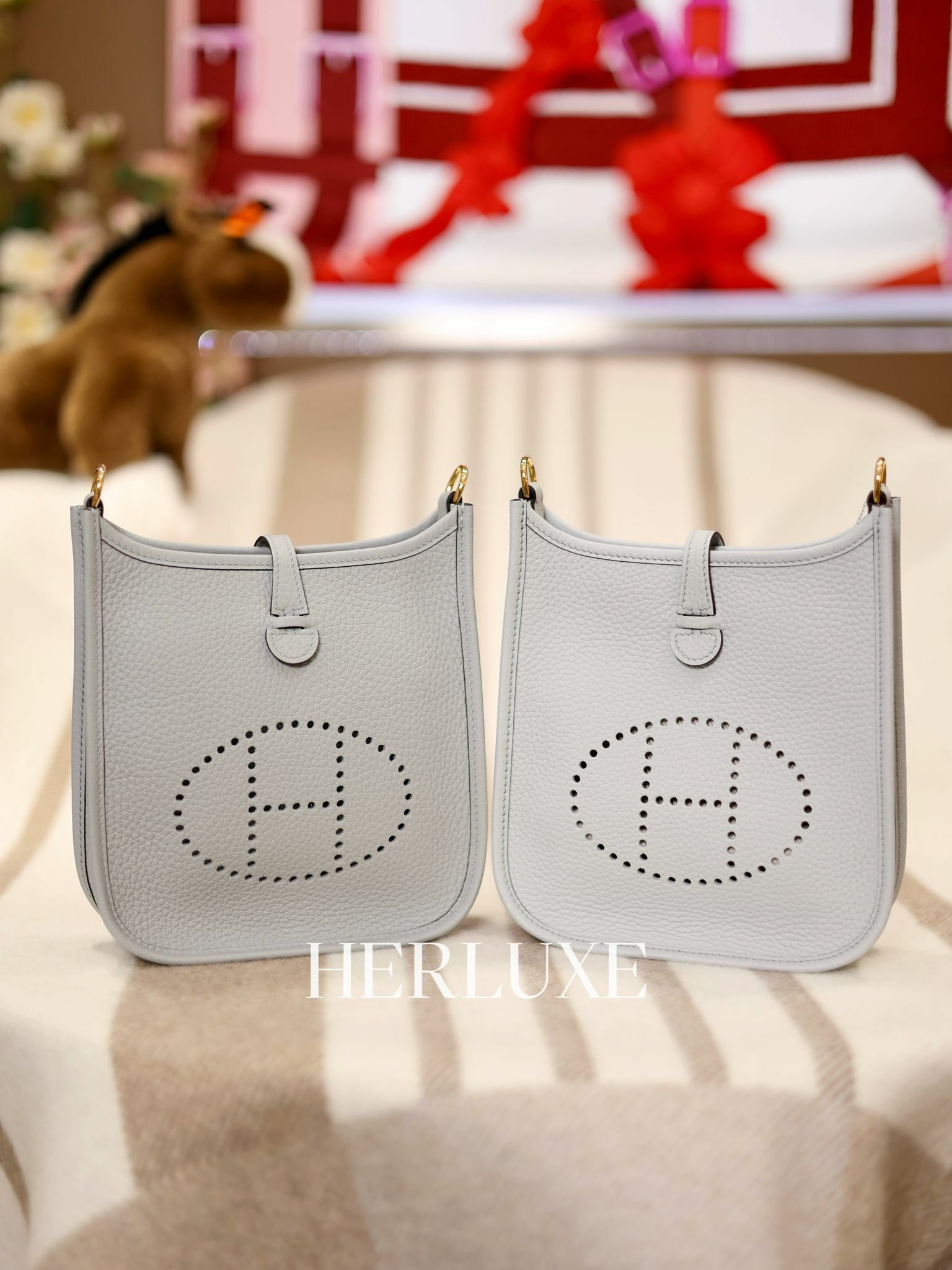 Evelyne mini 08 bleu pale / 8F etain cc tc W (一代：肩帶長105cm)