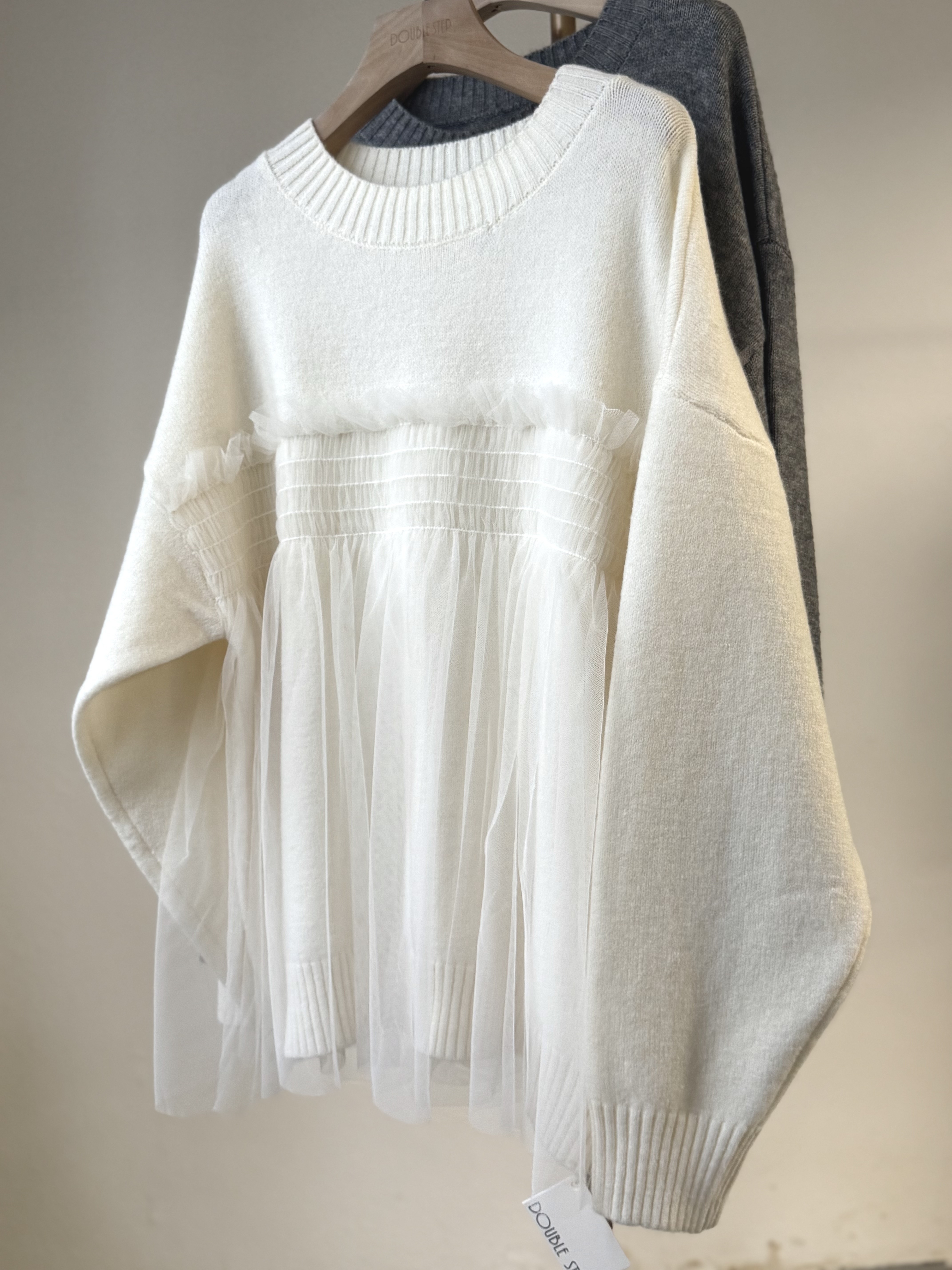 穿得自在又仙氣～紗網毛衣 - BL44409