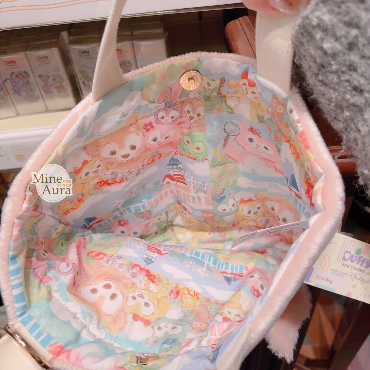 達菲 Duffy 與好友們 快樂相傳 smiles go around 玲娜貝兒 Lina bell 大頭圖案 絨毛 造型 手提包 -香港迪士尼樂園