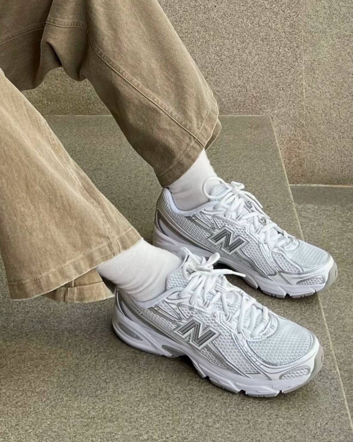 New Balance 740 情侶鞋 老爹鞋 復古 休閒鞋 黑銀 白色