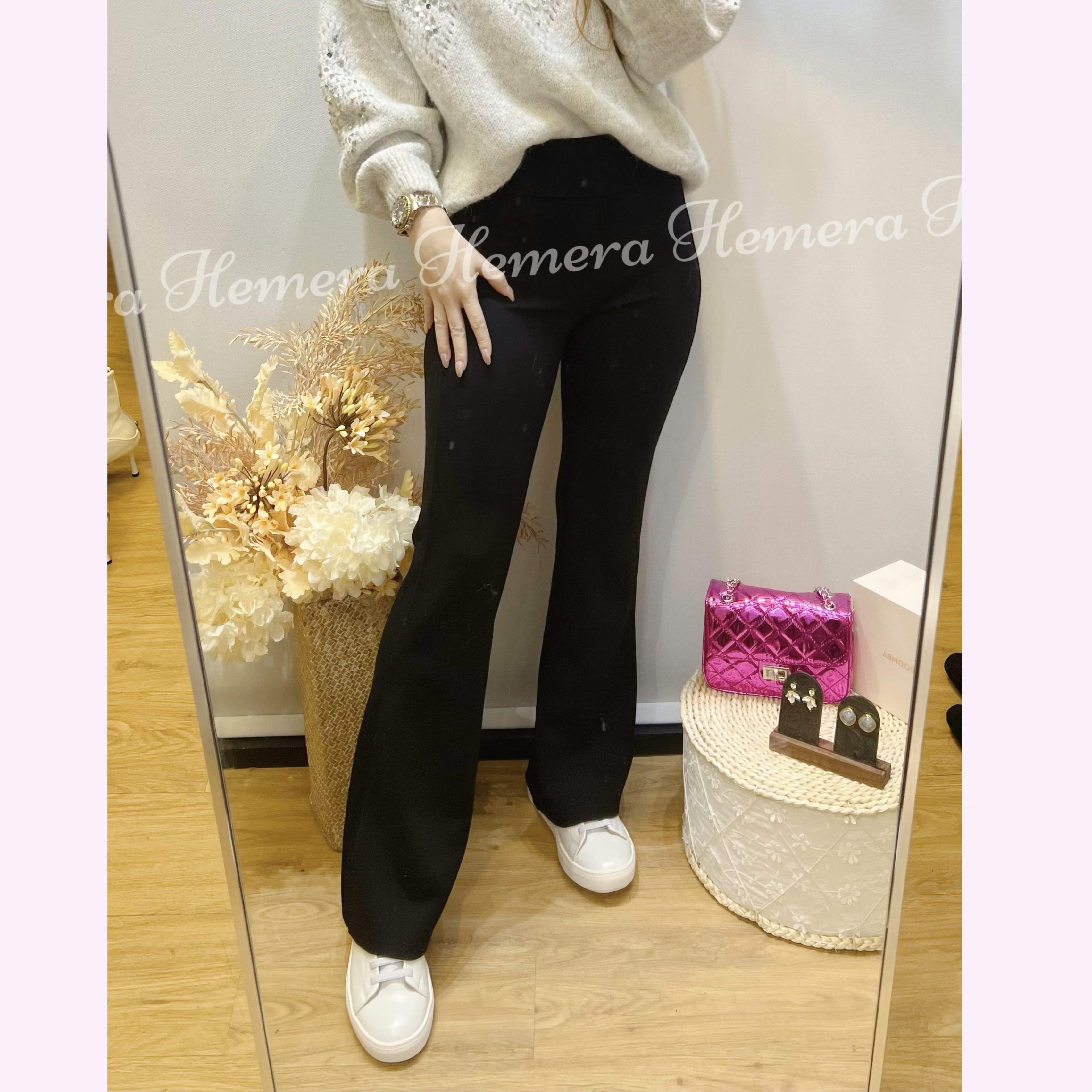 PT24W0108 顯瘦微喇叭長褲