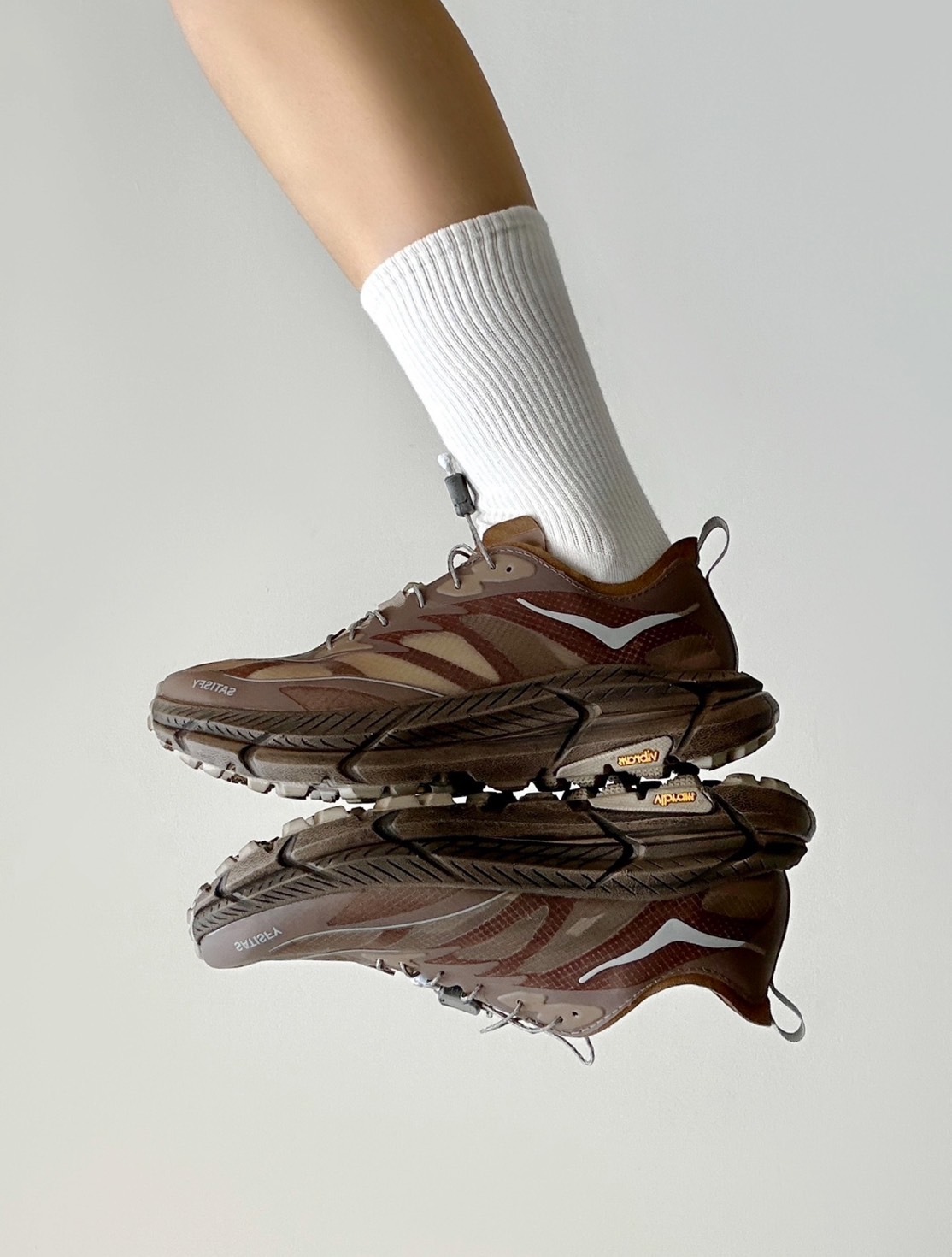 【代購】Satisfy x  HOKA ONE ONE Mafate Speed 4 運動鞋 摩卡可可 棕色