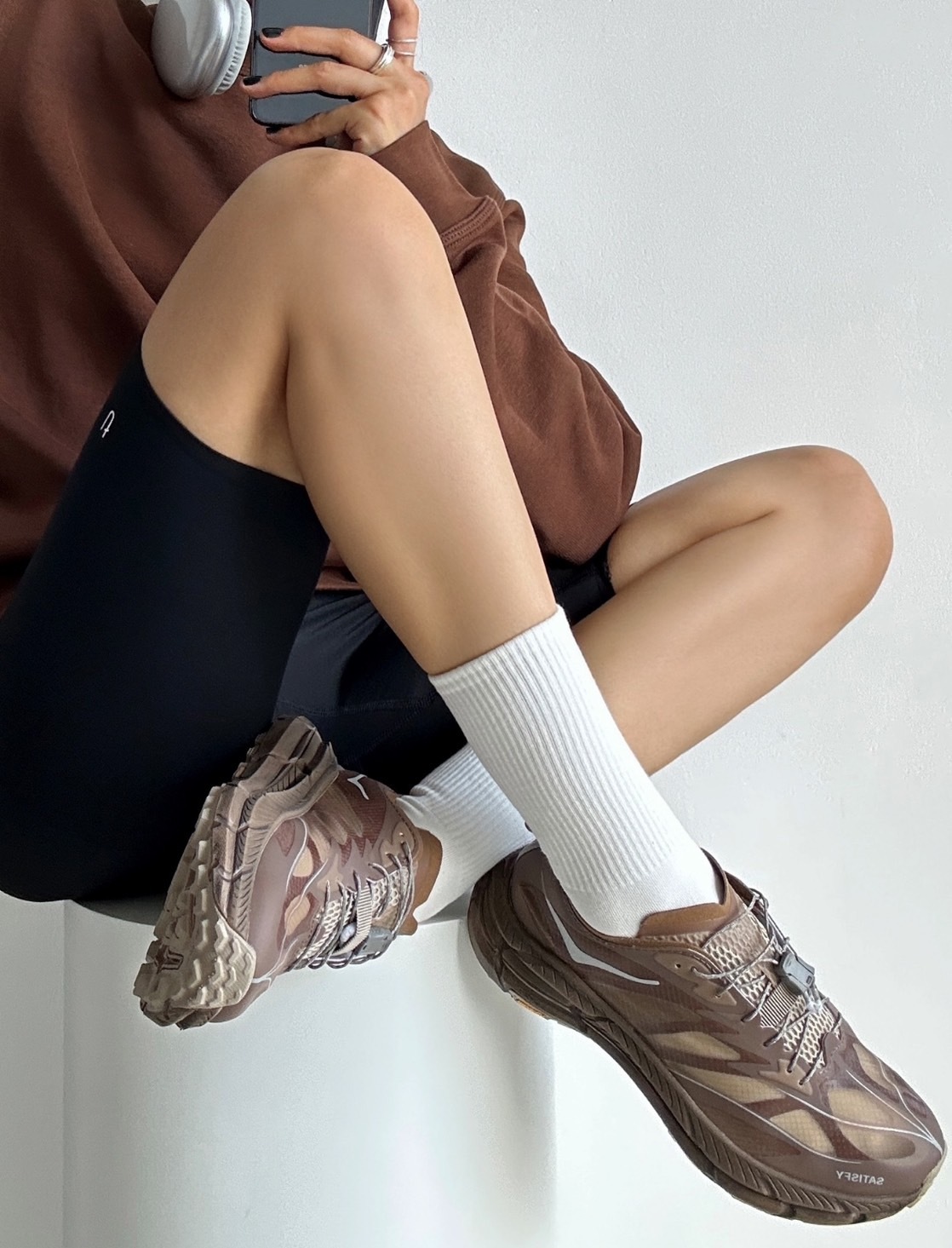 【代購】Satisfy x  HOKA ONE ONE Mafate Speed 4 運動鞋 摩卡可可 棕色