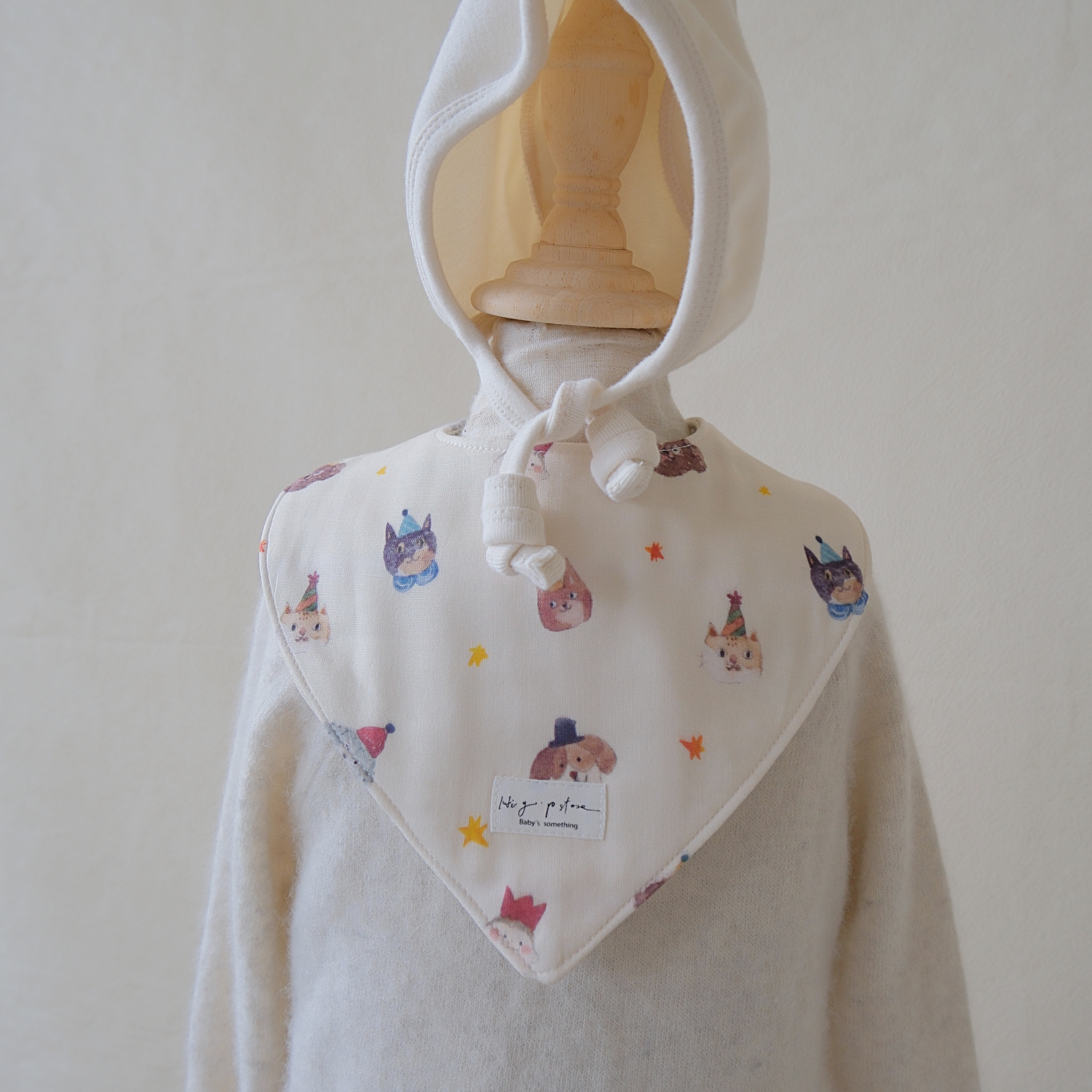 Hi Y.P store-手作圍兜-雙面三角兜-萌寵寶貝