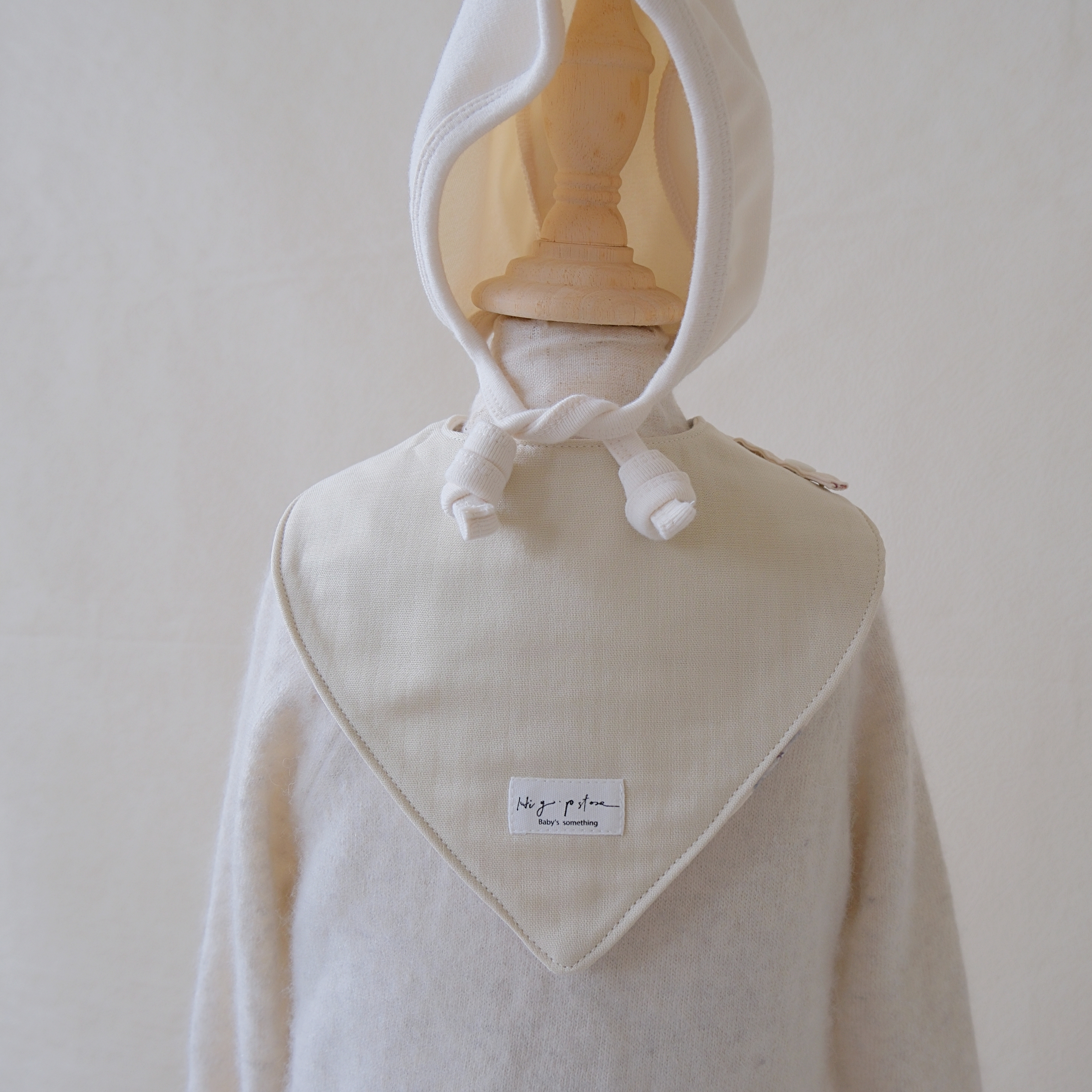 Hi Y.P store-手作圍兜-雙面三角兜-萌寵寶貝