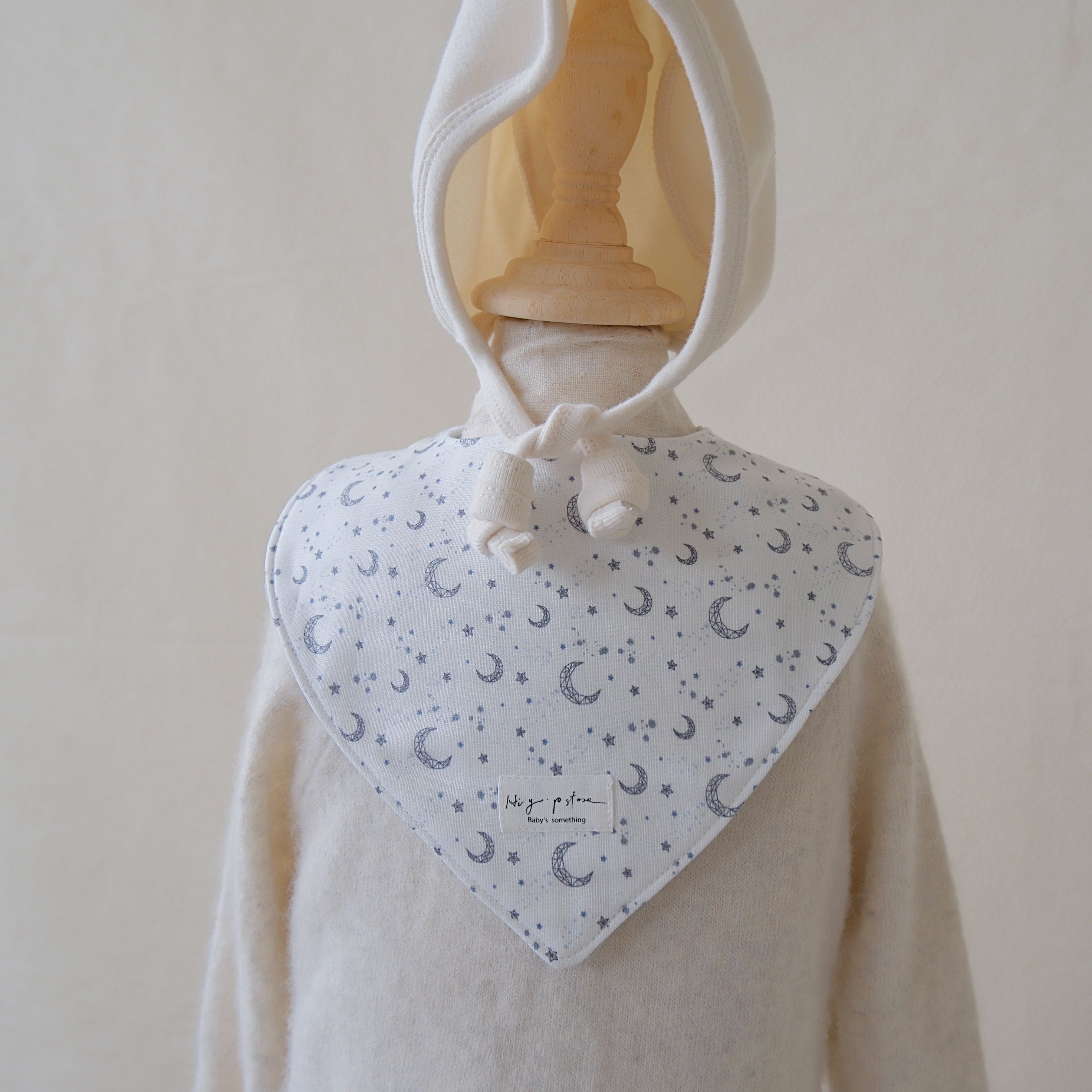 Hi Y.P store-手作圍兜-雙面三角兜-幾何月光