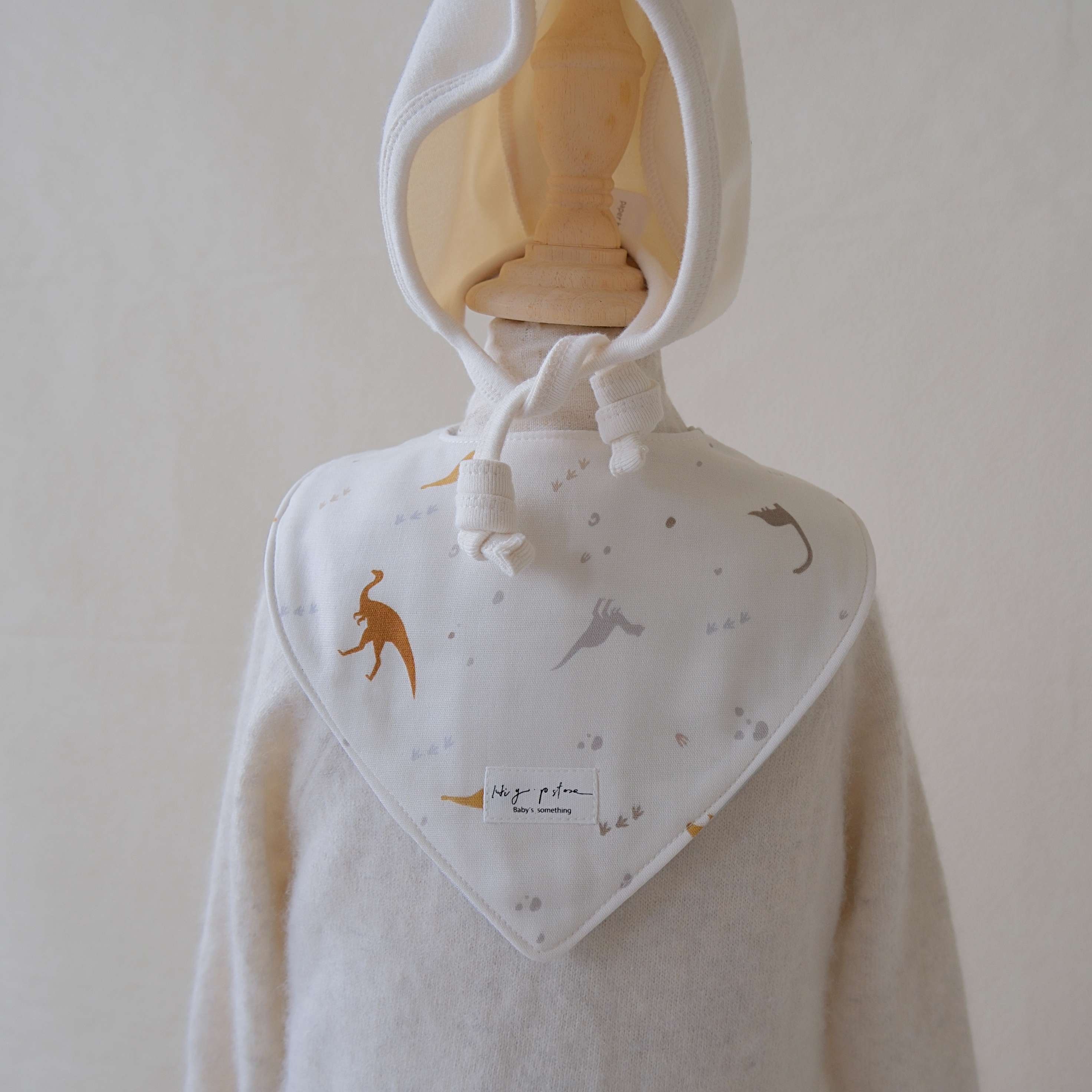 Hi Y.P store-手作圍兜-雙面三角兜-恐龍之謎