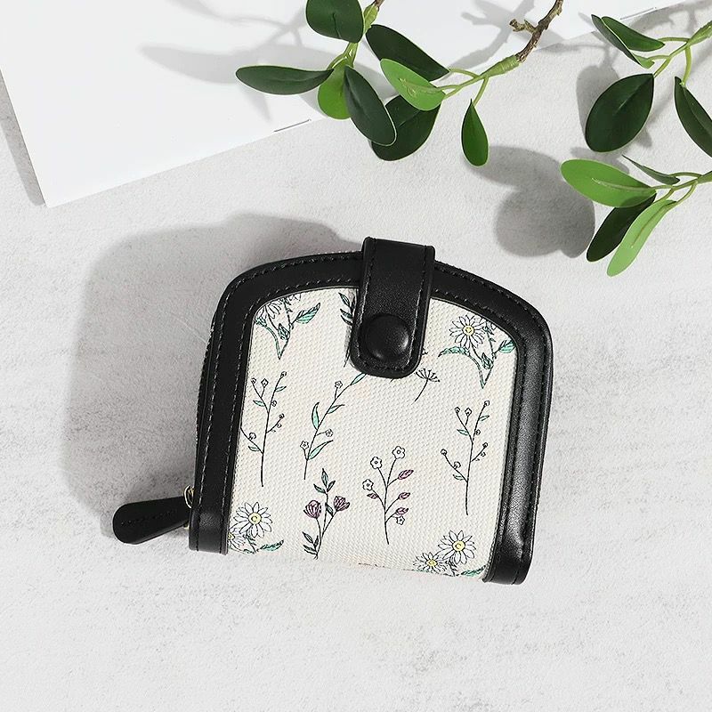 Premium Minimalist Vintage Floral Wallet