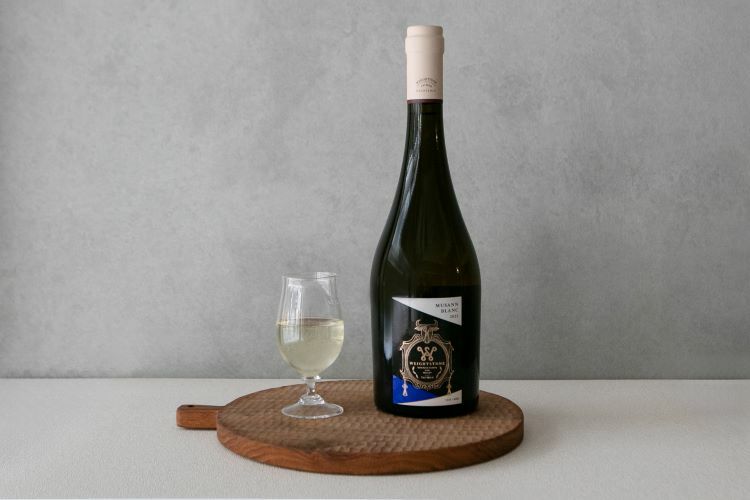 威石東 木杉白葡萄酒