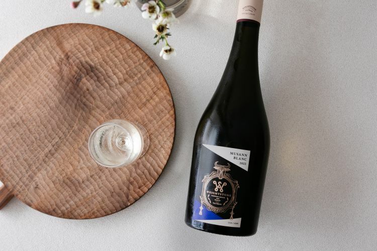 威石東 木杉白葡萄酒