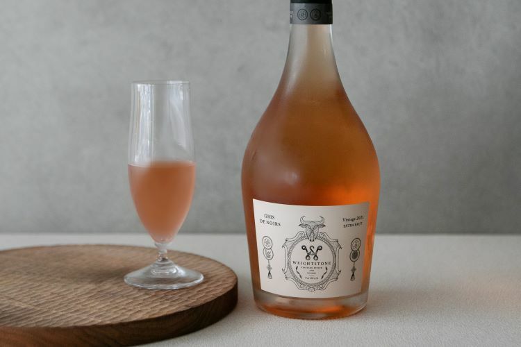 威石東 黑中灰傳統釀造粉紅氣泡酒