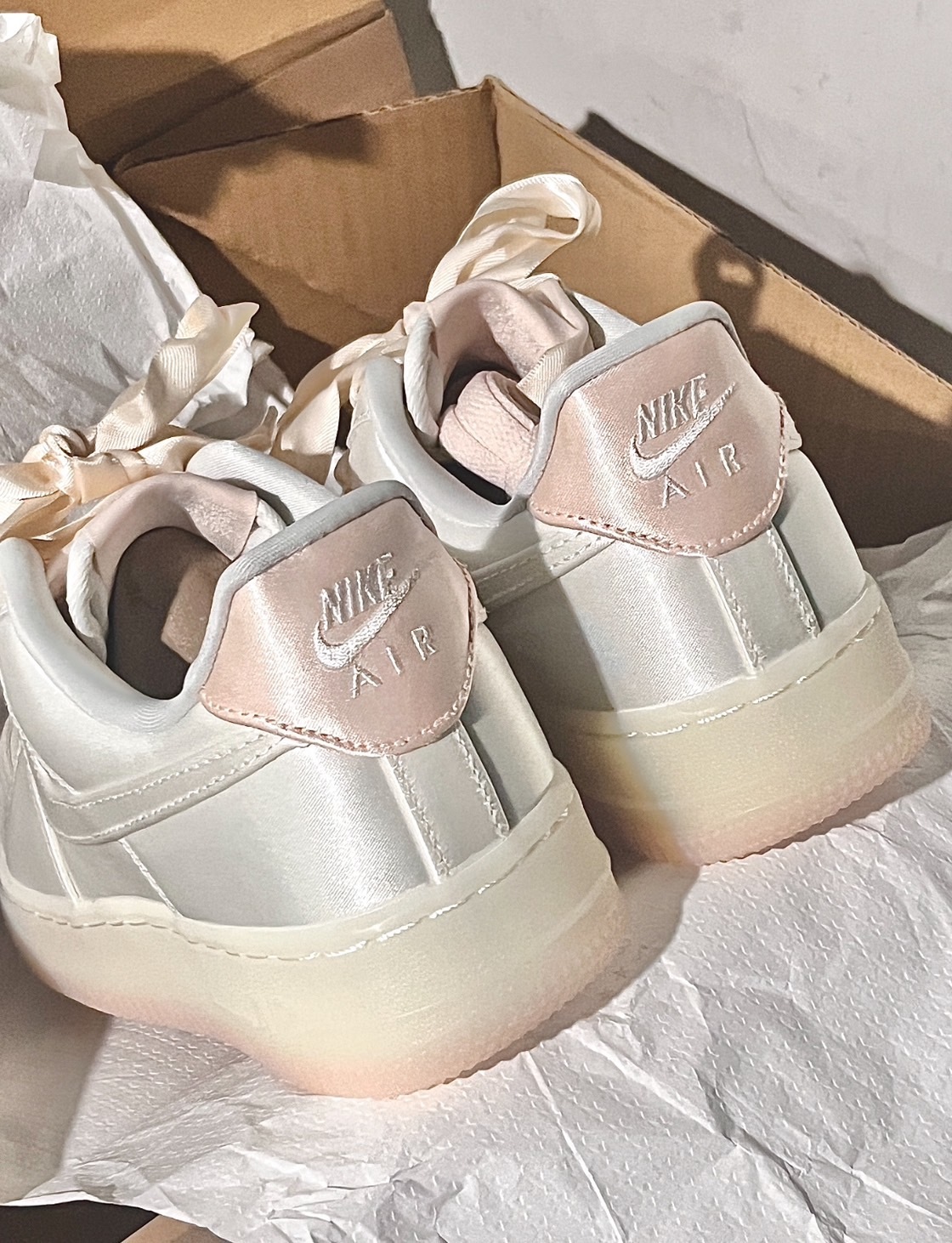 Nike AF1 Low 珠光綢緞🎀