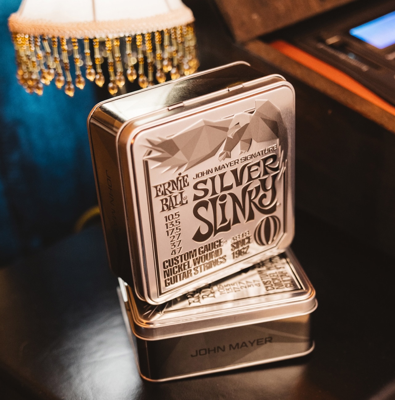 Ernie Ball 3818 John Mayer Silver Slinky 簽名版電吉他套弦組  (三入鐵盒裝) 10.5-47 鎳纏繞