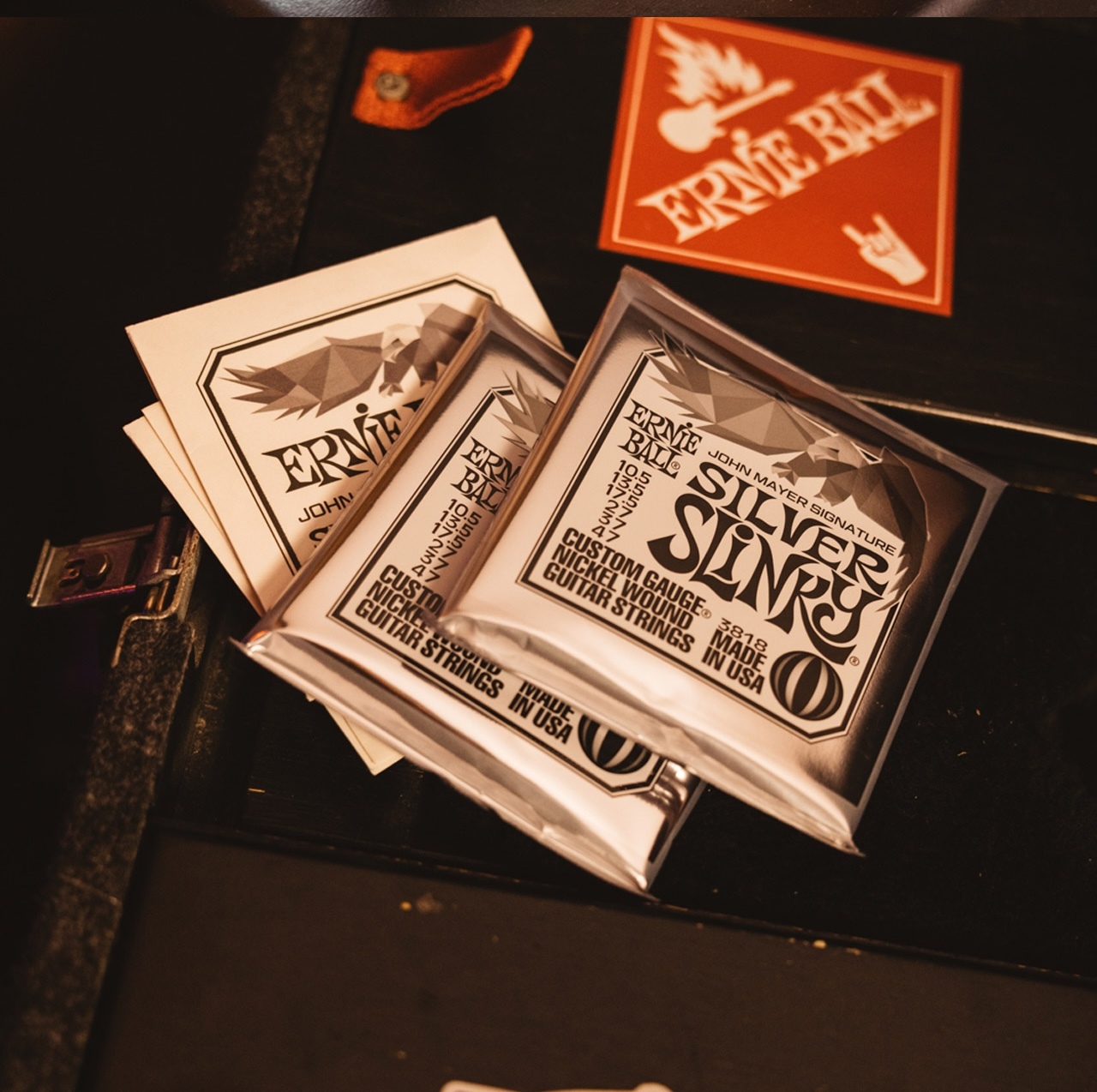 Ernie Ball 3818 John Mayer Silver Slinky 簽名版電吉他套弦組  (三入鐵盒裝) 10.5-47 鎳纏繞