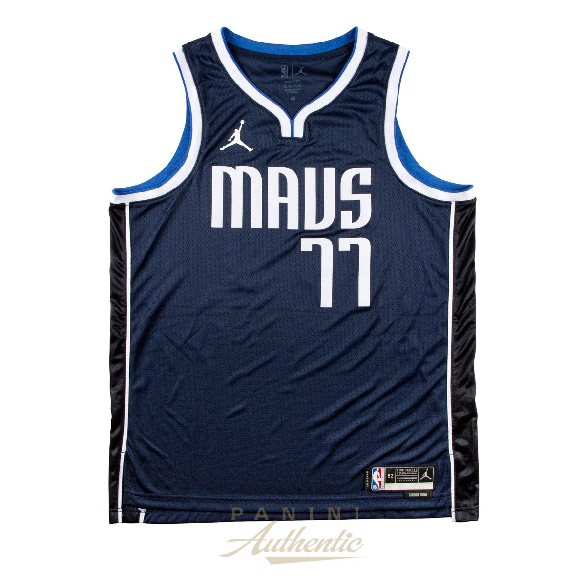 Luka Doncic Autographed Dallas Mavericks Navy Blue Jordan Brand Swingman Jersey