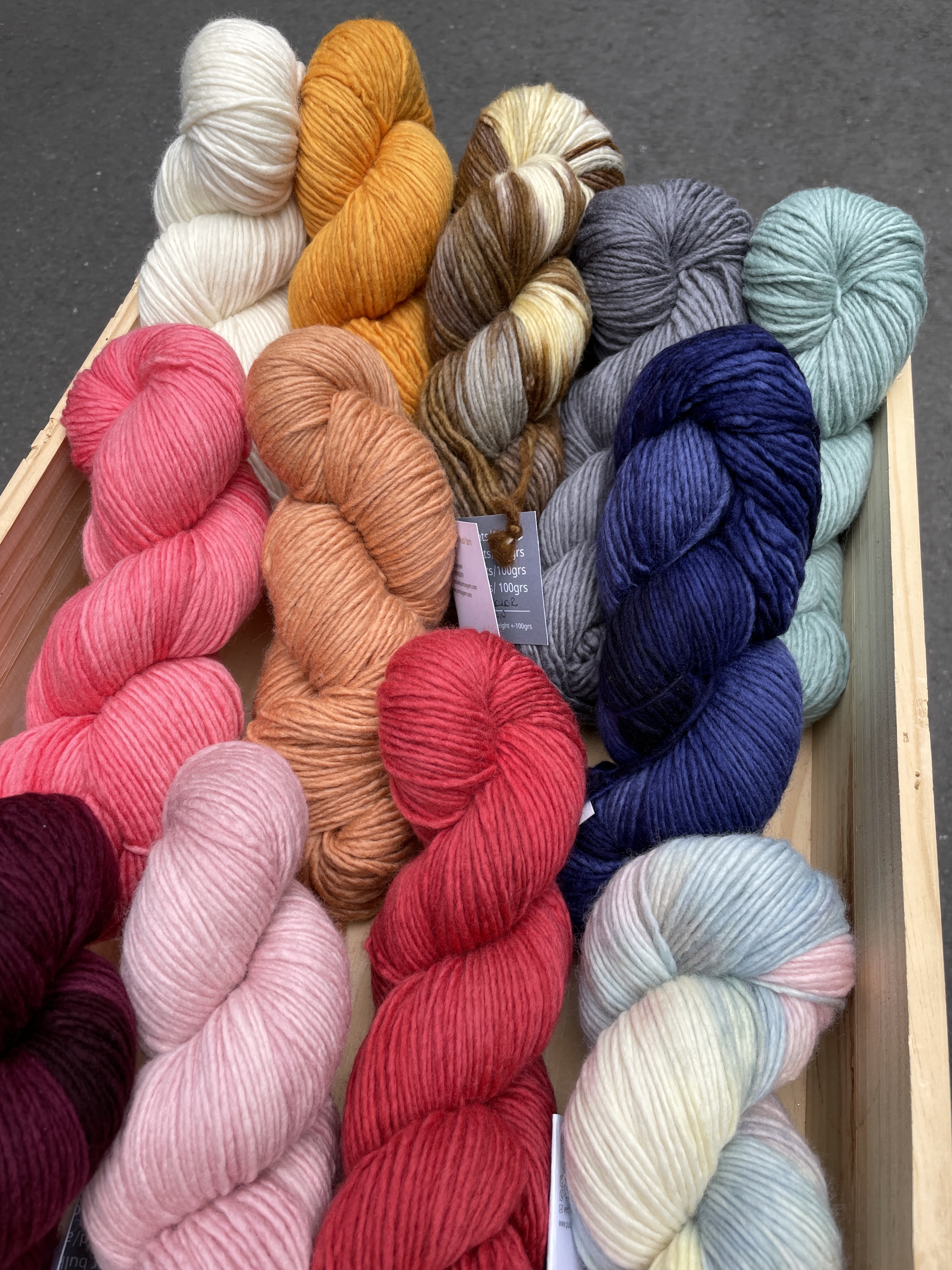 .UY YARN - 純美麗諾 DK