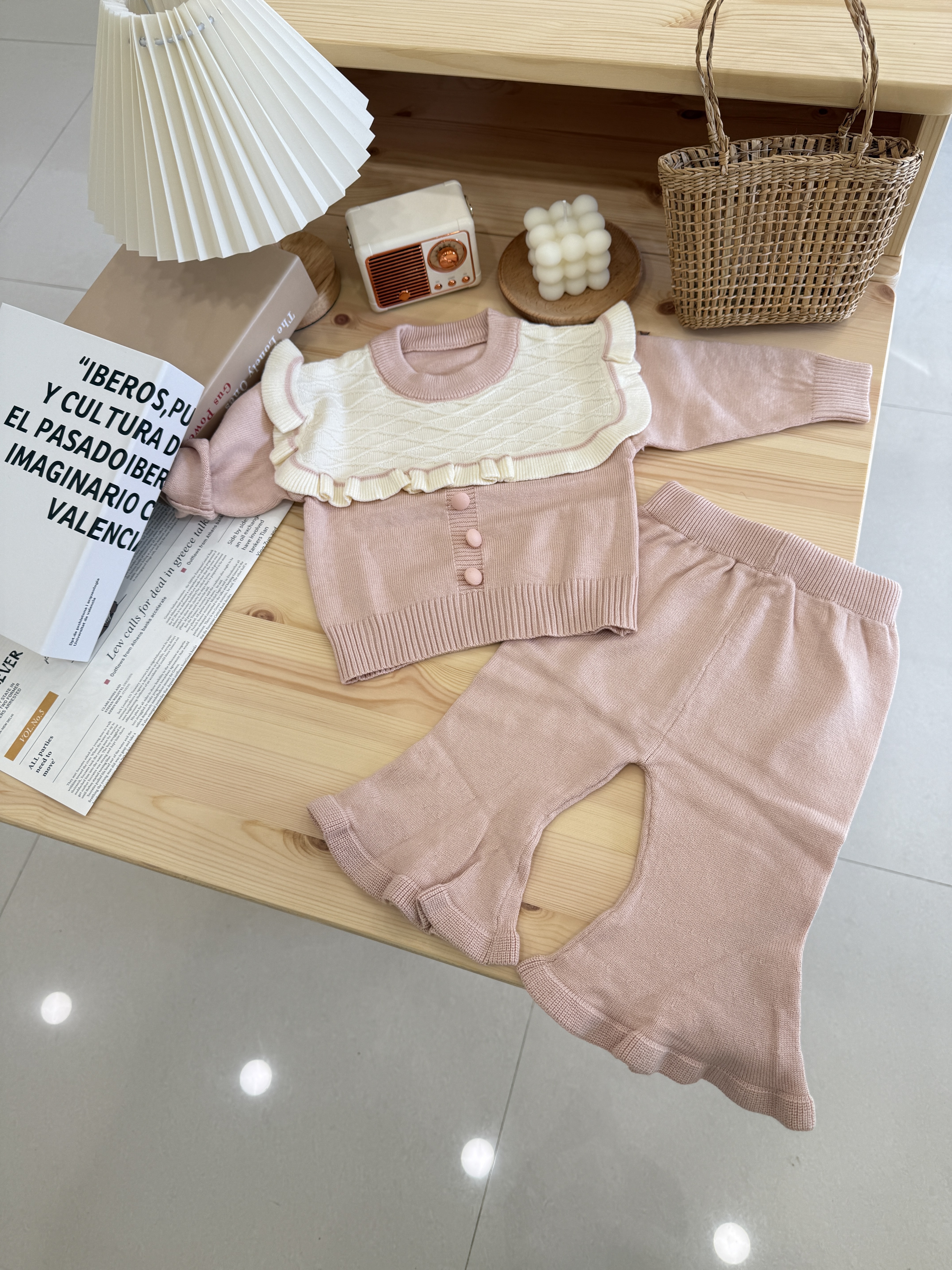 嬰兒 秋冬荷葉領毛衣+喇叭褲針織套裝