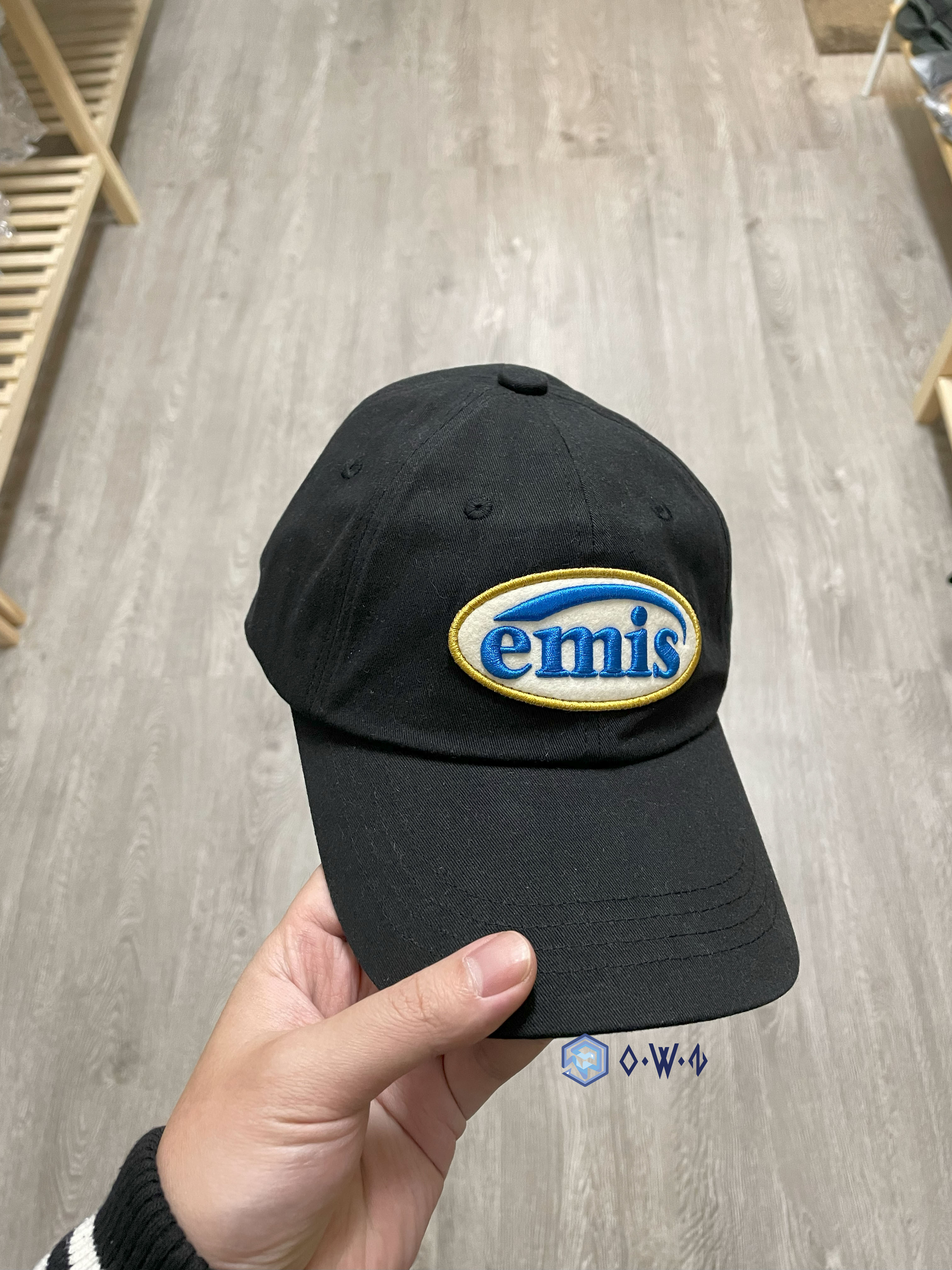 【OWN】EMIS 秋冬新品 經典 大LOGO 休閒 老帽 鴨舌帽 韓系 造型 不分男女