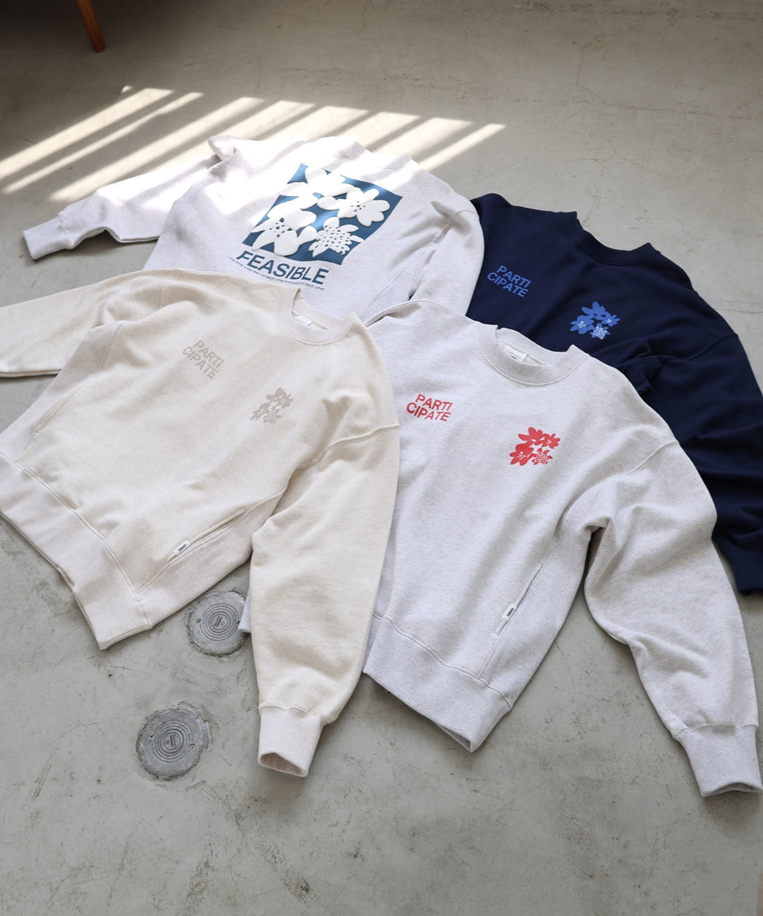 日本🇯🇵連線 and me x ANME 雙面花花大學T 口袋 寬鬆 落肩 4色(任買兩件711免運)/預購