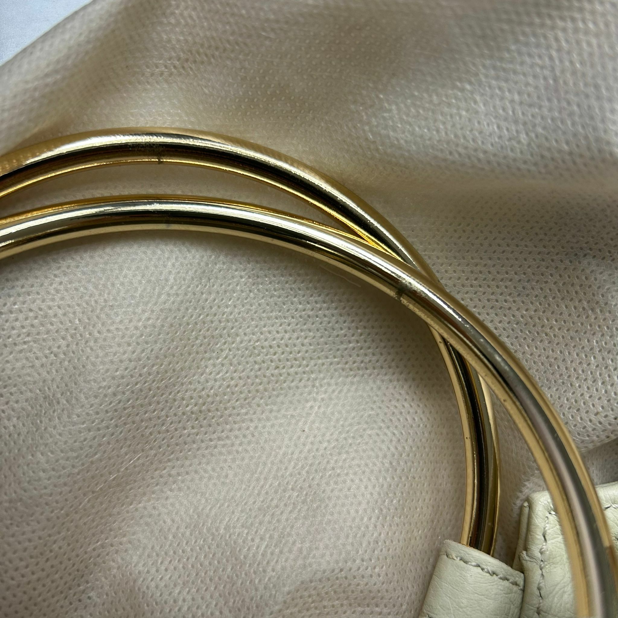 1CR0709-189 (Defect) CLAMORI Audrey Ring Real Ostrich Light Green (B-EU-E)