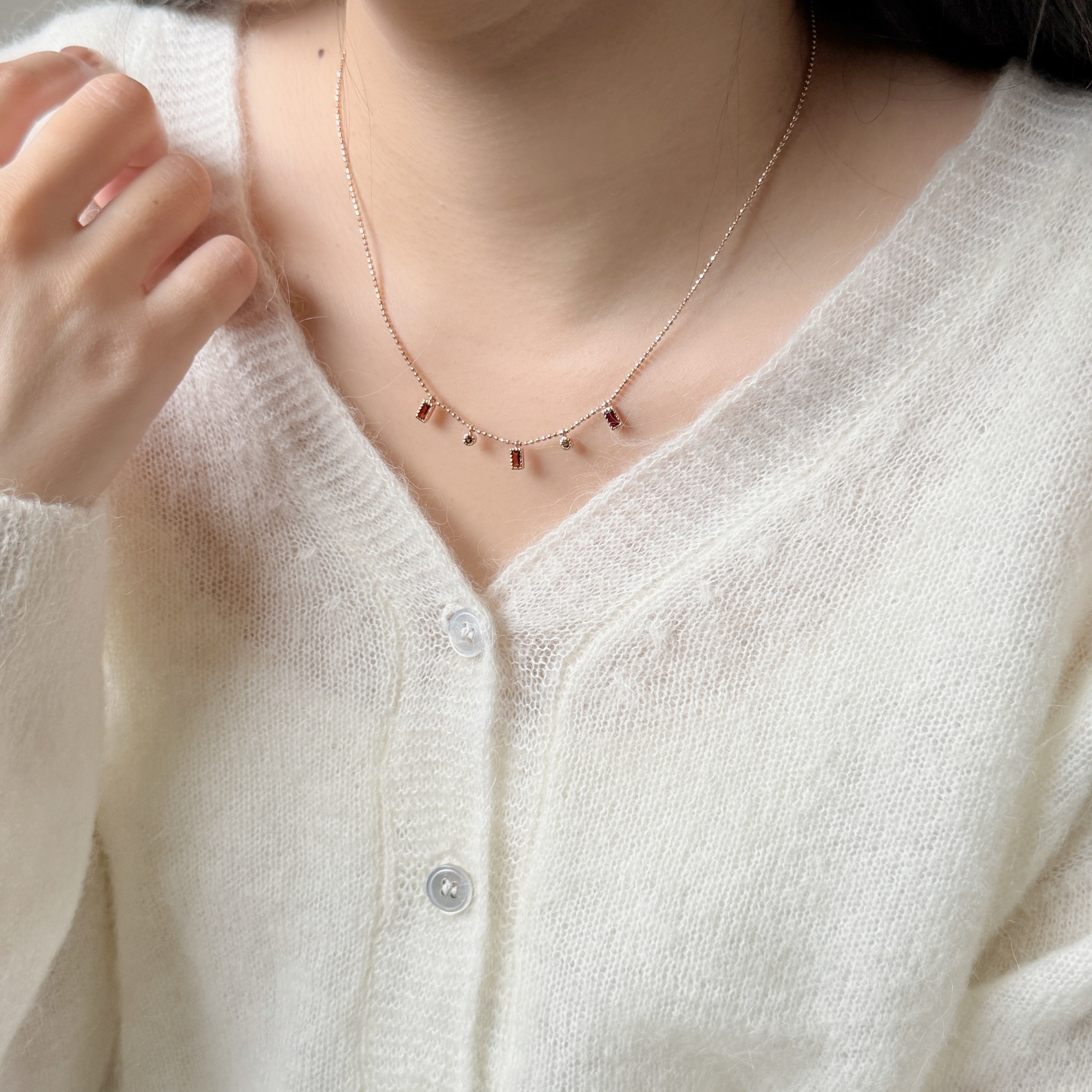 Dancing蛋糕長方小圓石榴茶晶項鍊