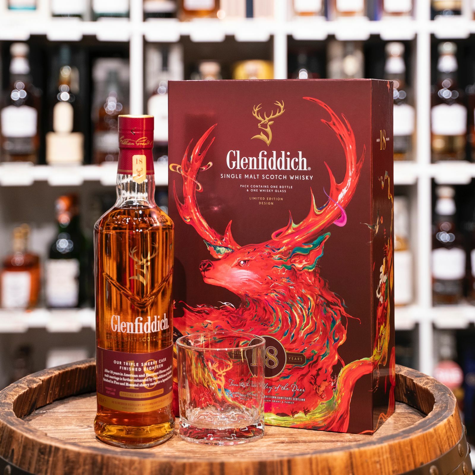Glenfiddich CNY 2025 18 Years Old Single Malt Whisky (Gift Set)