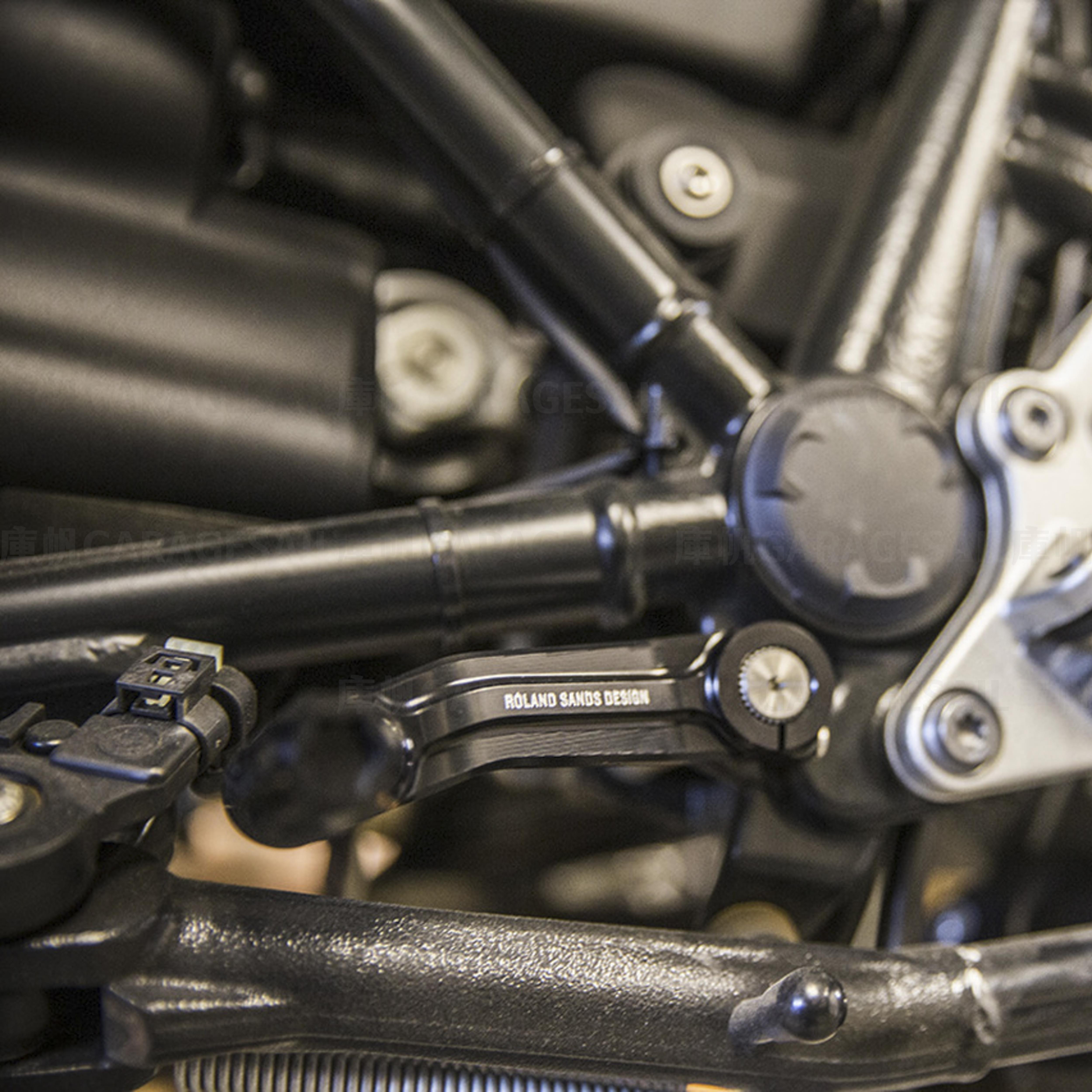 RSD BMW R9T 專用 腳踏組 黑/黑銀