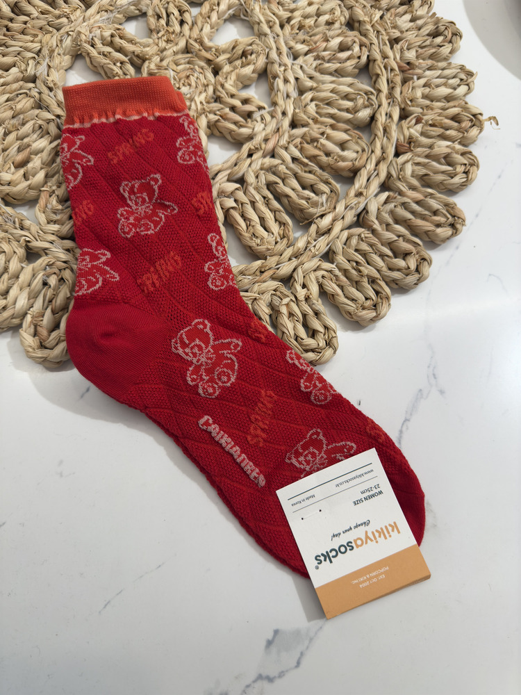 紅底滿版泰迪熊長襪