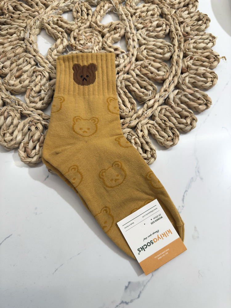滿版熊熊黃色長襪