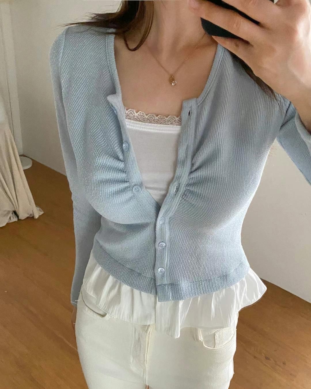 Ruffled shirt layered knit