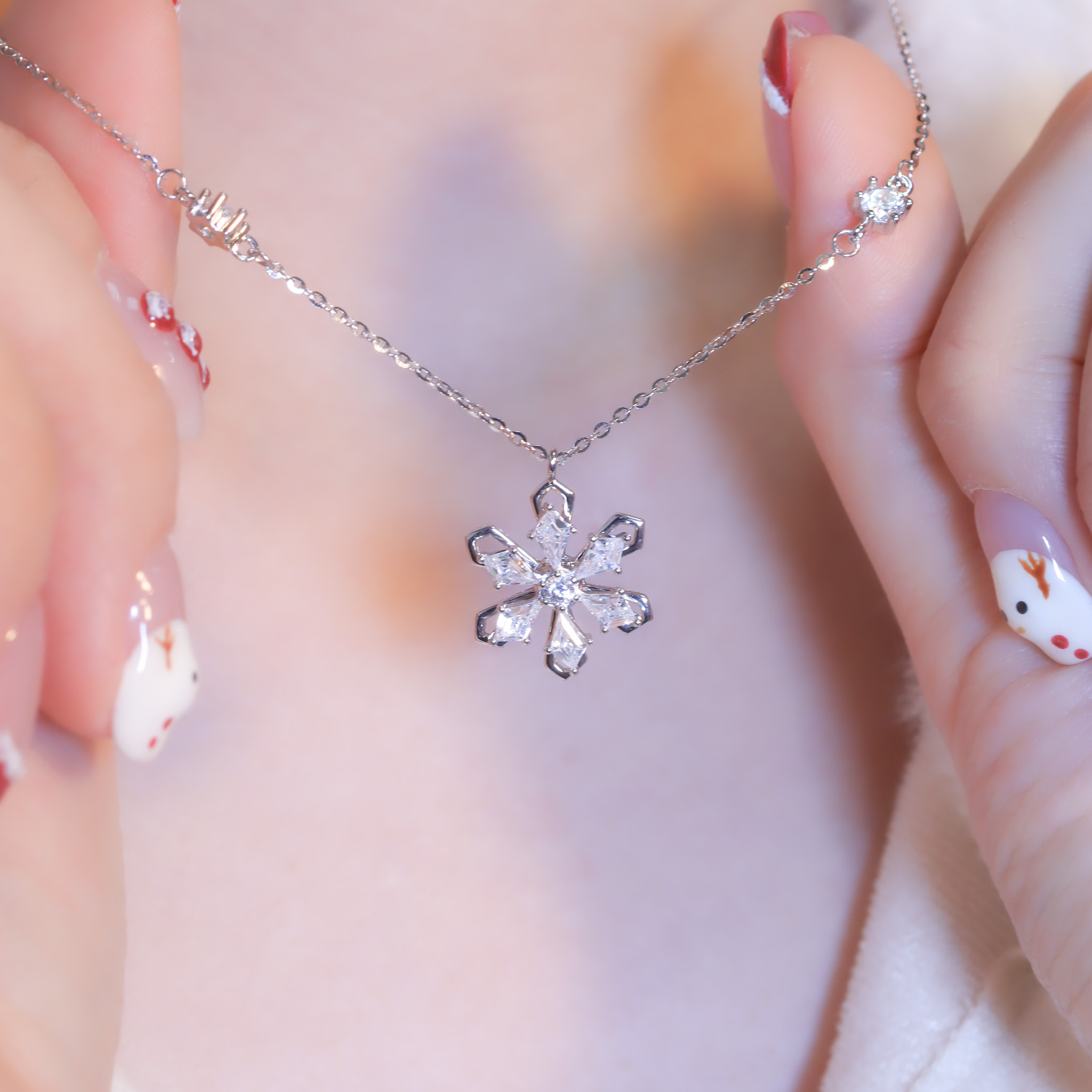 | 925純銀・白金 | 漫轉雪花項鍊 | NE1287 |