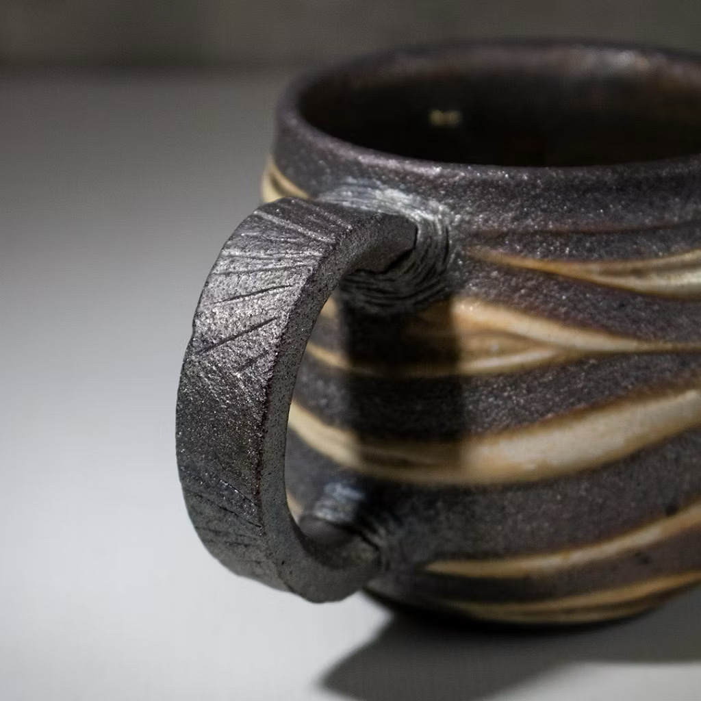 山水霞黛雕紋馬克杯H008M