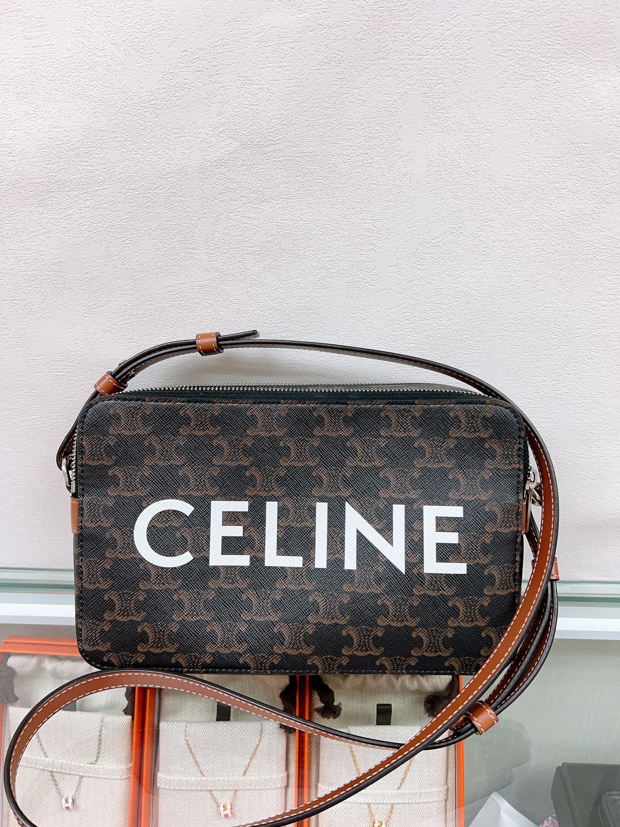 Celine messenger bag (brown monogram)