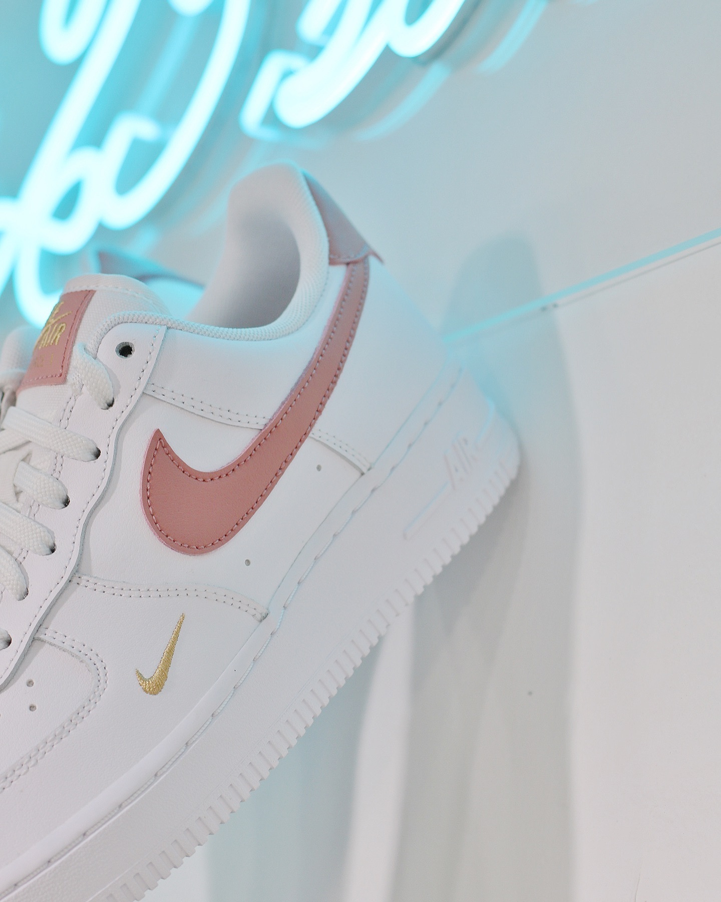 Nike Air Force 1 Low ” Rust Pink “ 白粉 迷你金 CZ0270-103