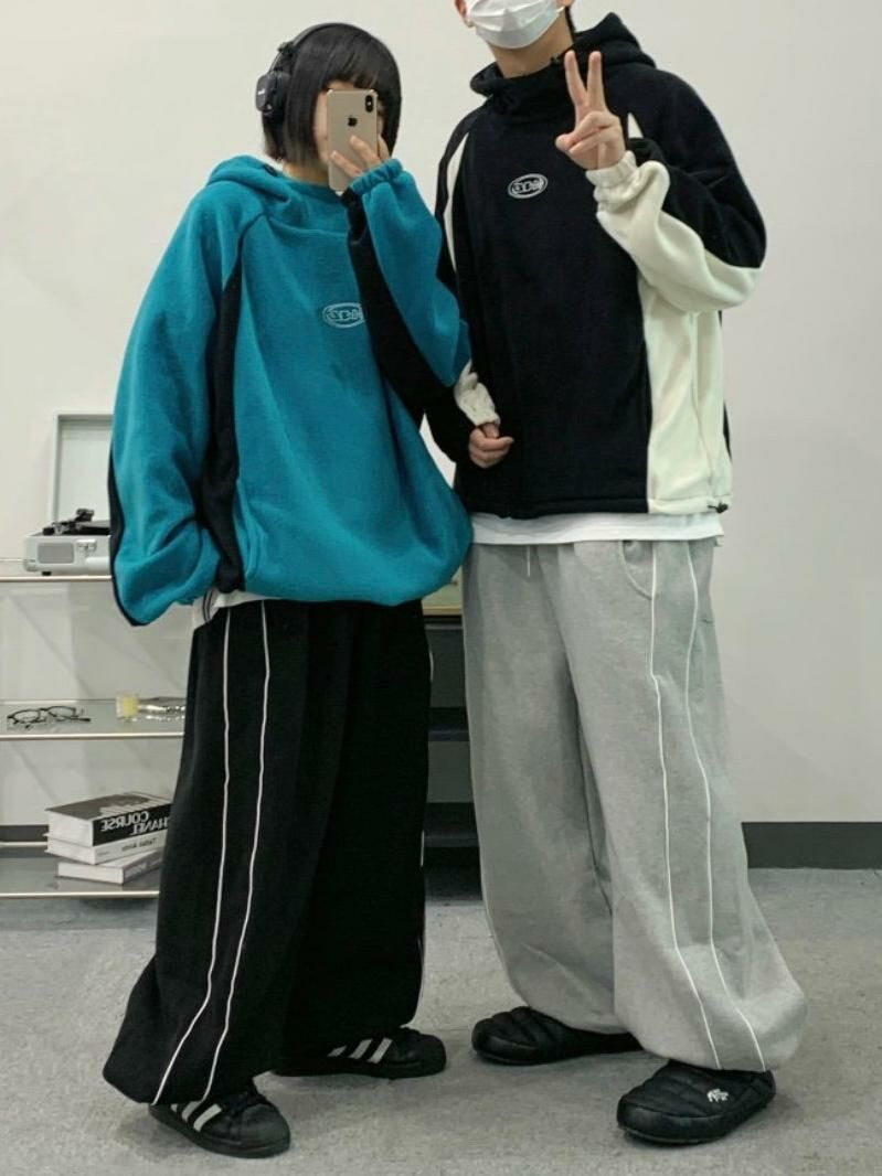 拼色英文字連帽毛毛衛衣 MEMENTO-028T