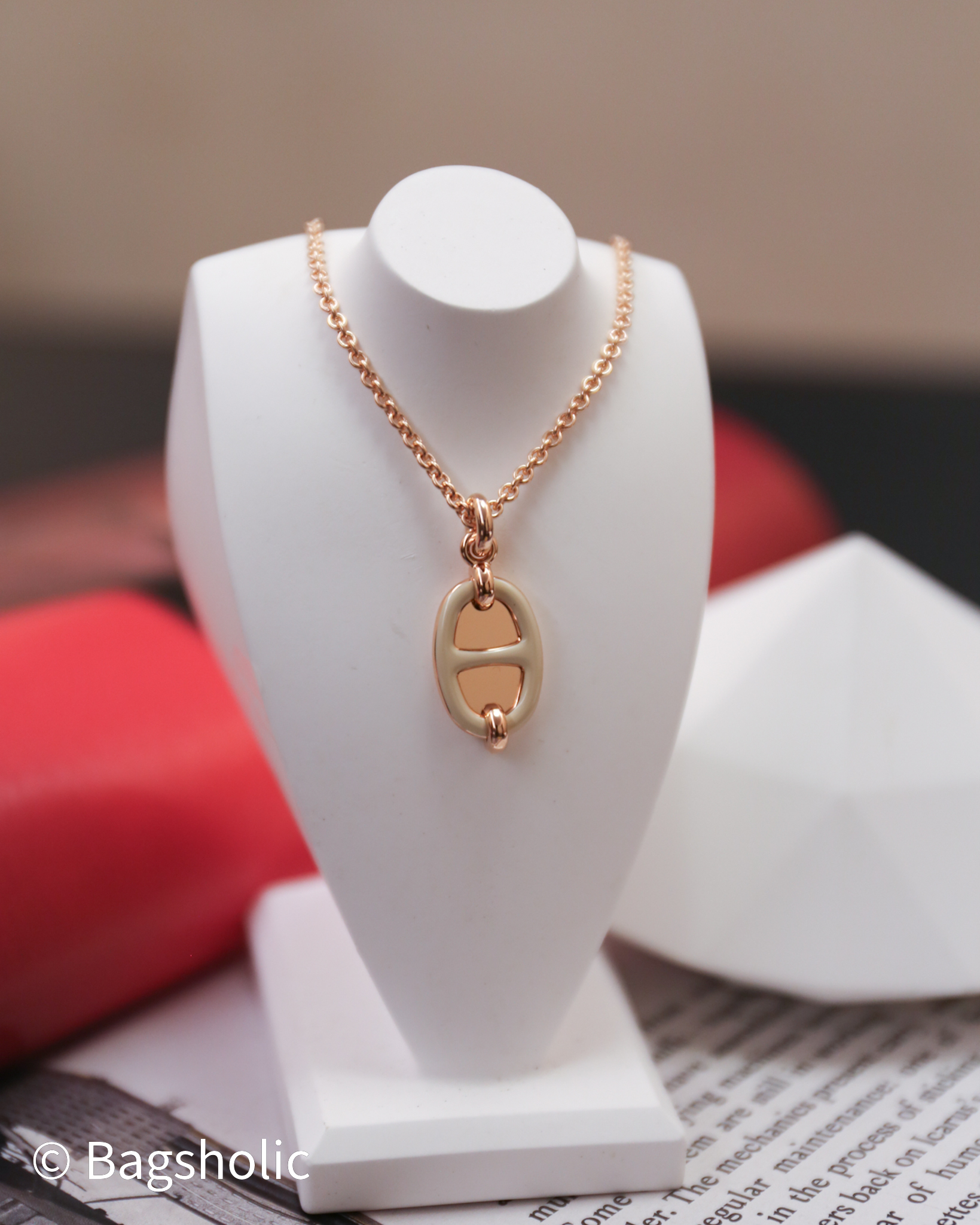 Hermes Mini Maillon pendant (Creme GHW)