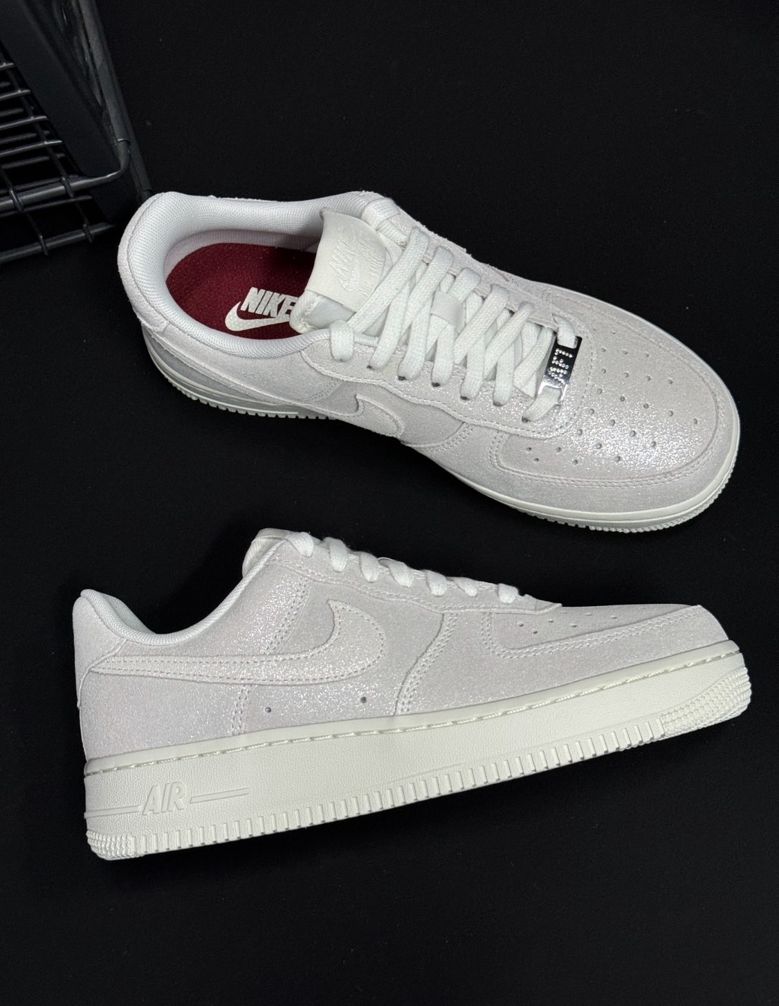 Nike Air Force 1 麂皮滿天星 粉細閃 (HQ3499-100)