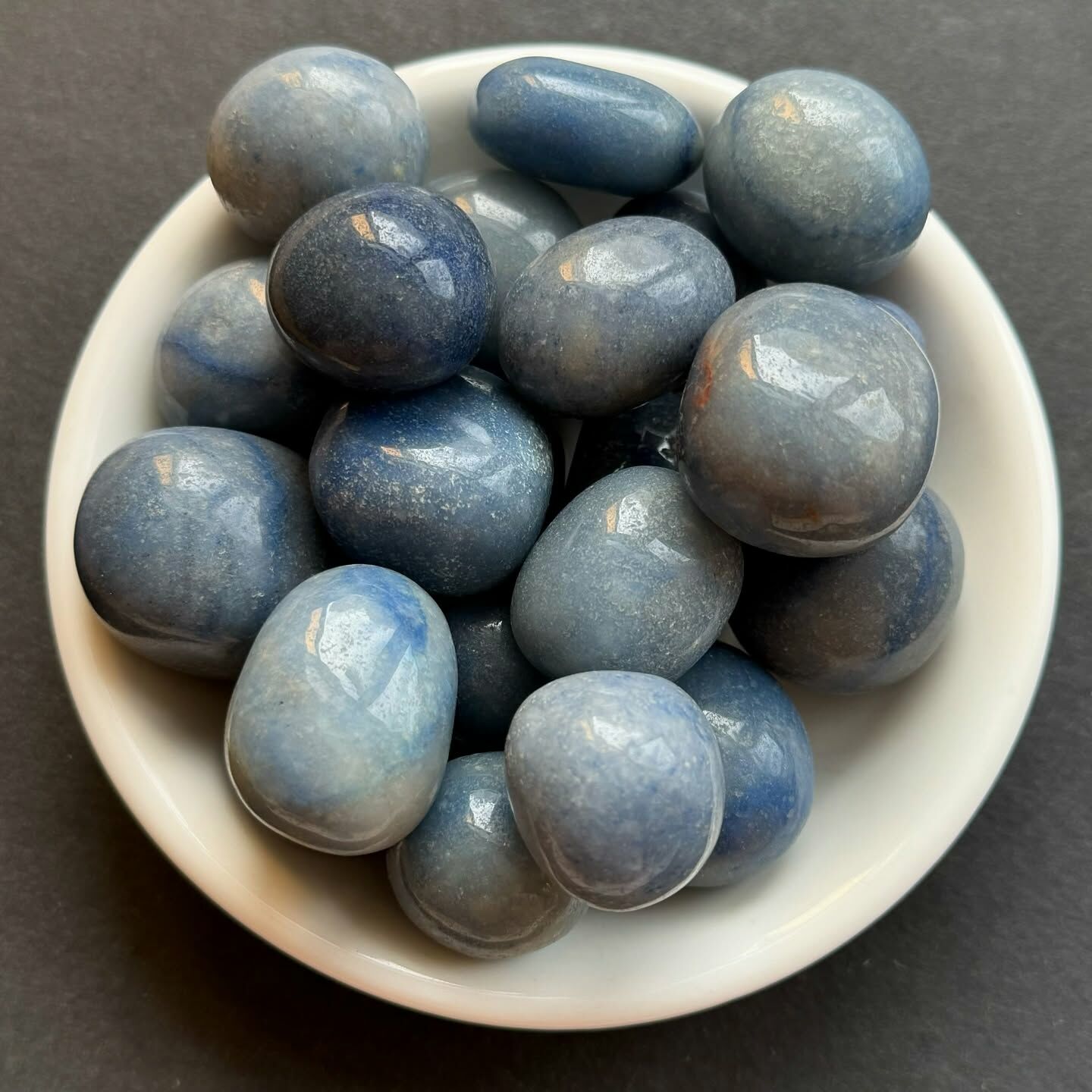 [原石] 藍東菱玉 水晶滾石