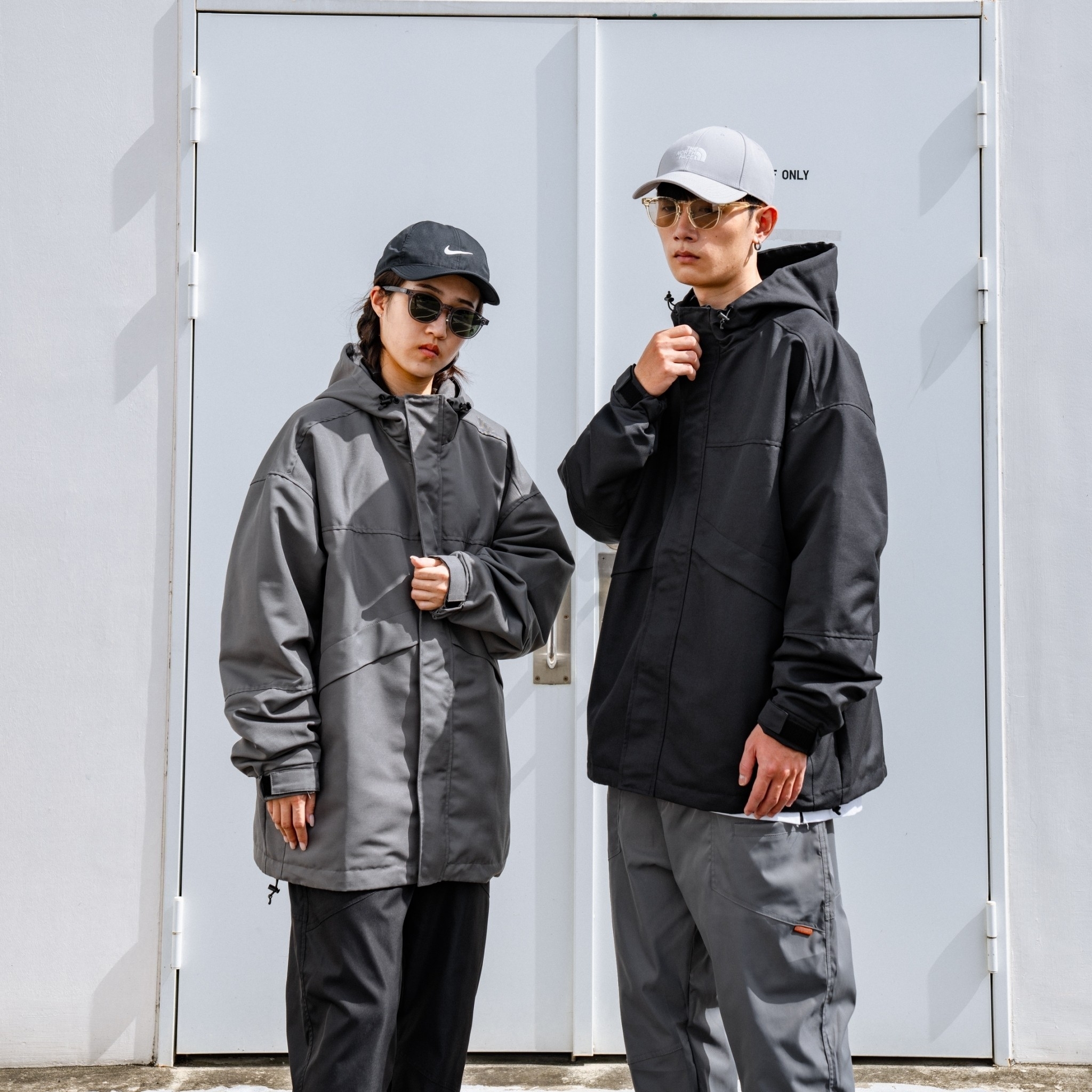 SBG 厚磅多剪裁寬鬆外套 SB1020