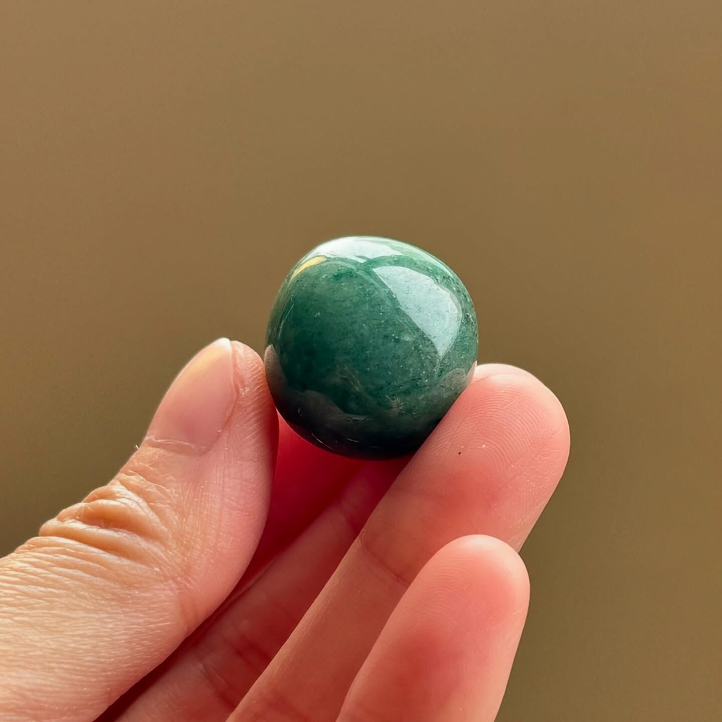 [原石] 東菱玉 水晶滾石