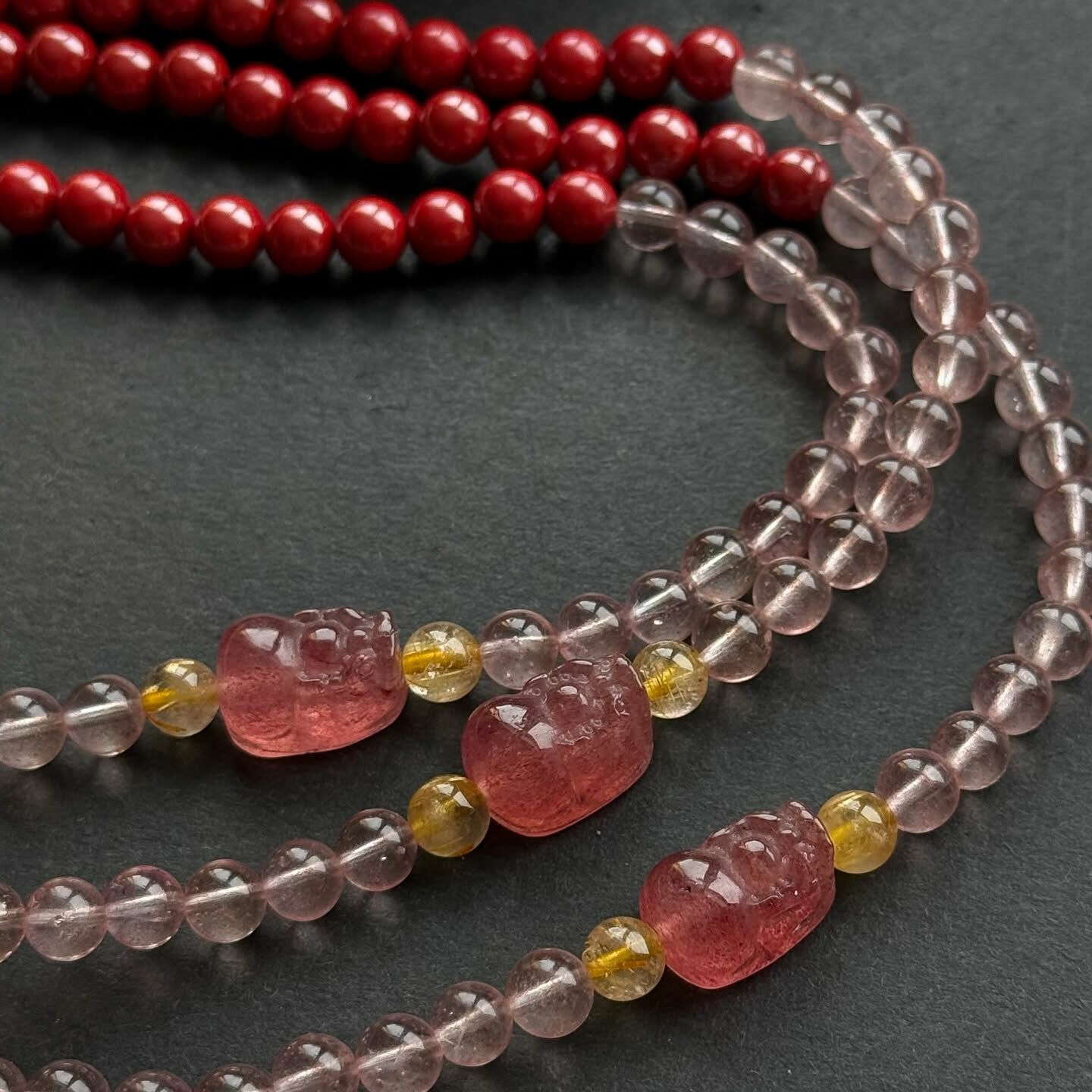 [原石] 硃砂+草莓晶+鈦晶+招財貔貅 雙圈 水晶手串