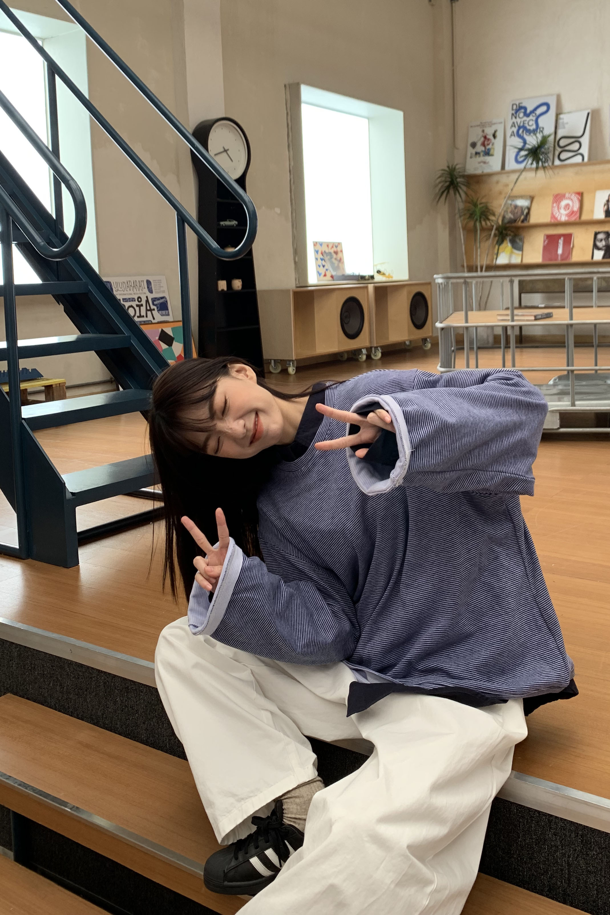 不收邊細條小磨毛長袖t 4色