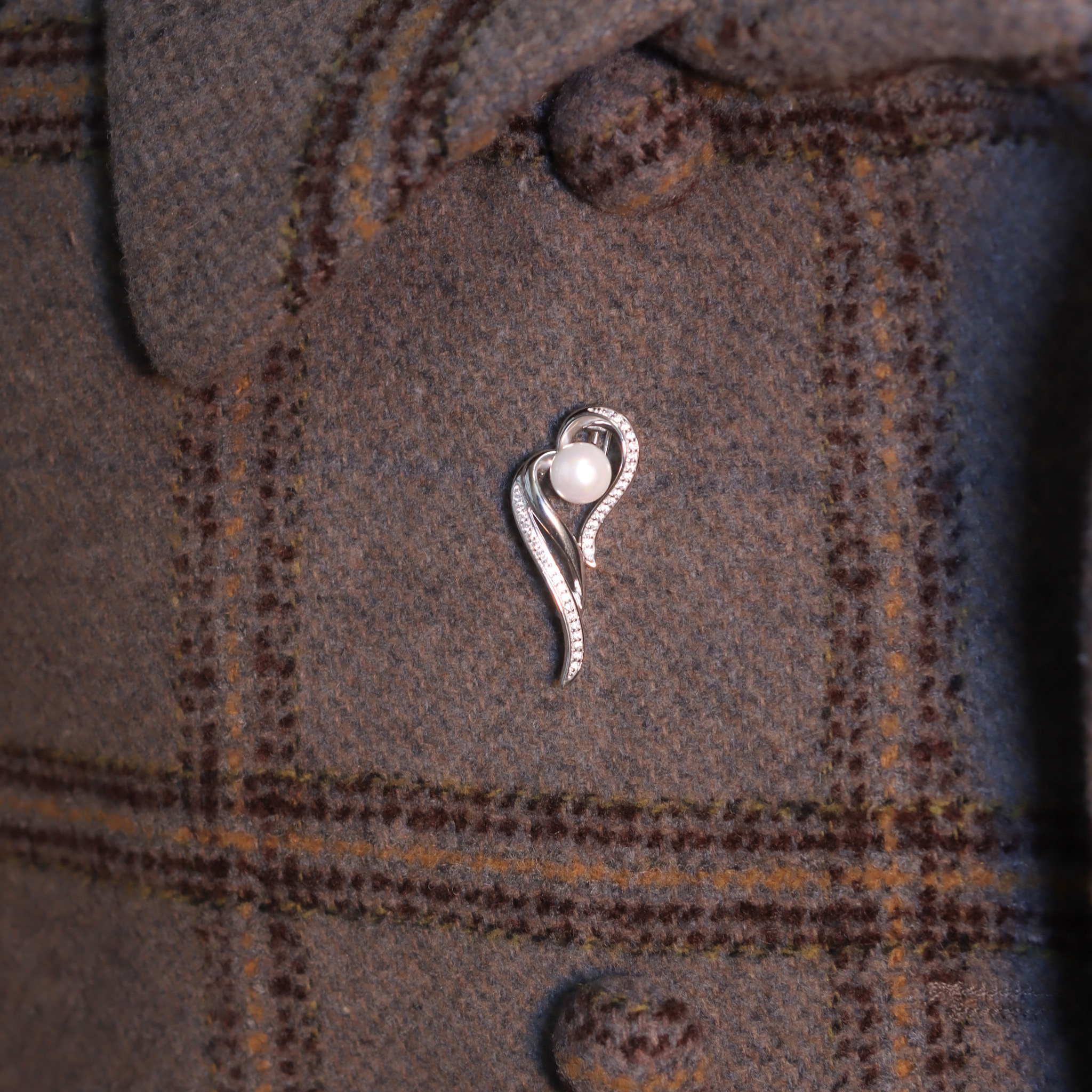 | 925純銀・白金・珍珠 | 珍貴的心意胸針 | BRO004 |